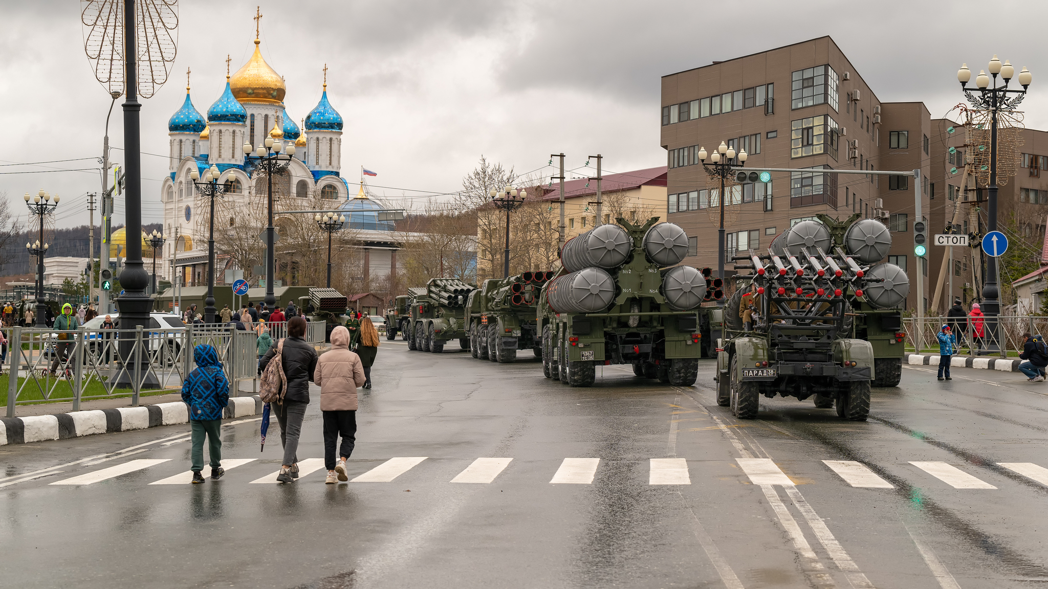 A small backstage of the Victory Parade 2022 - My, Victory parade, Military equipment, The soldiers, Military, Technics, Army, Weapon, Longpost, Yuzhno-Sakhalinsk