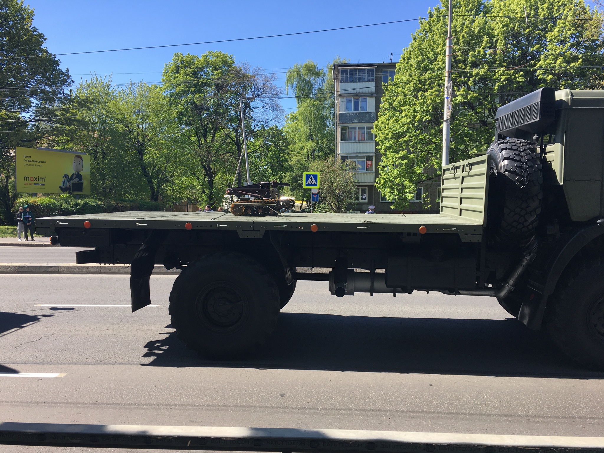 Little warrior - Victory parade, Kaliningrad, Robot