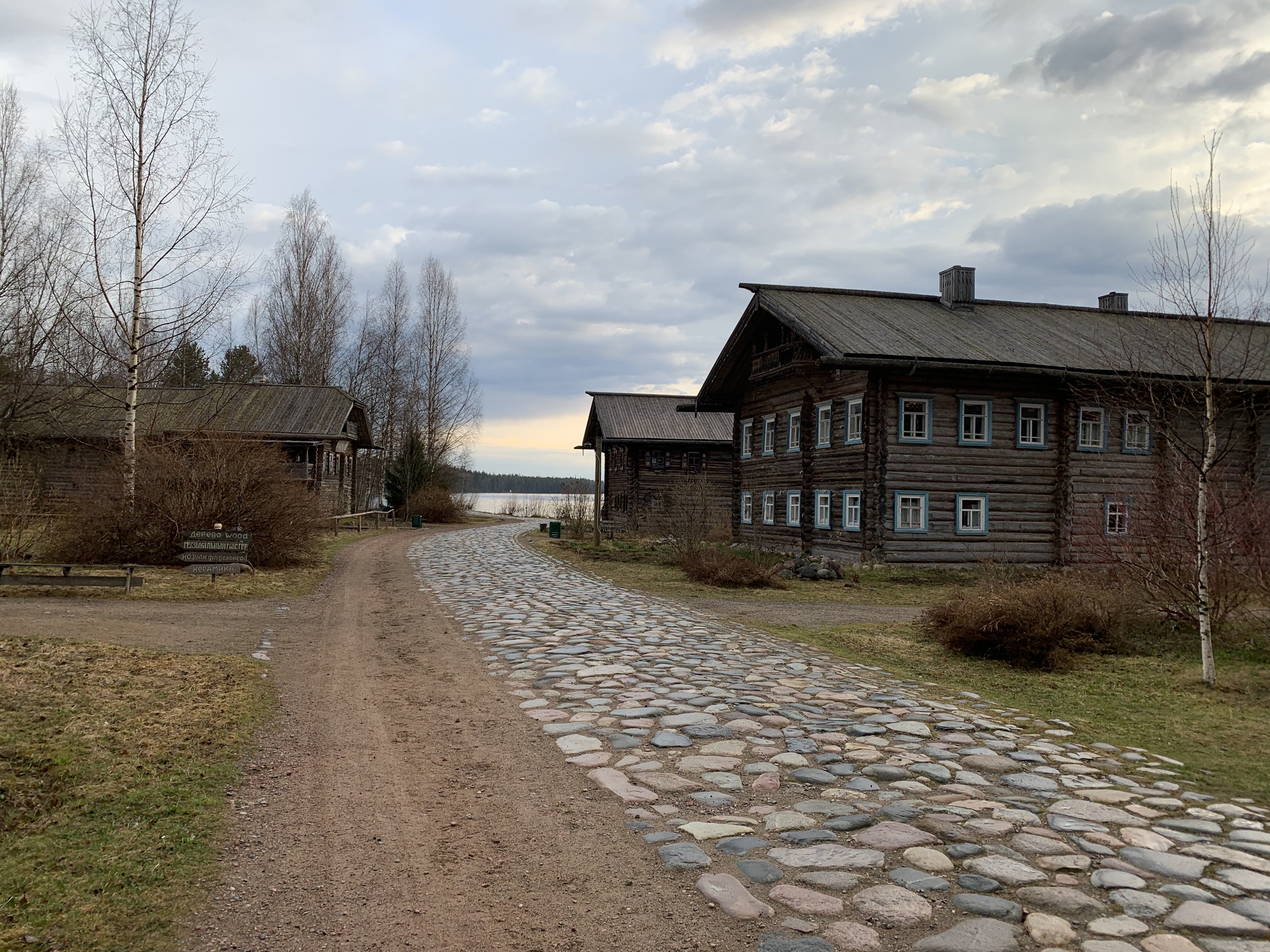 Beauty of Karelia - My, Travels, Relaxation, Road trip, Карелия, Waterfall, Reserves and sanctuaries, Road, Petrozavodsk, Saint Petersburg, Hydroelectric power station, Sunset, Holidays, Russia, Longpost