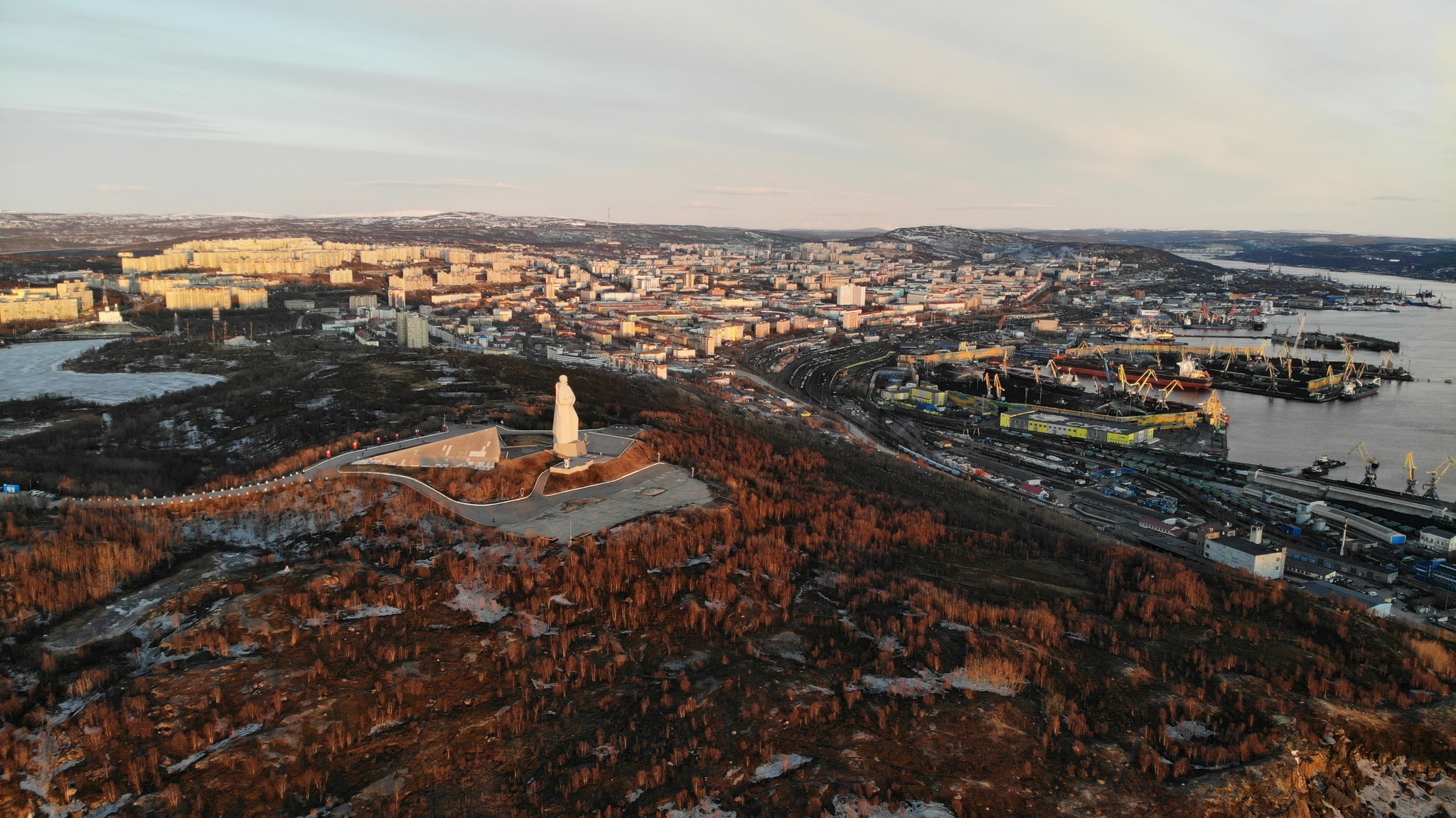 Закат над Мурманском. 07.05.2022 - Моё, Мурманск, DJI Mavic, Закат, Памятник Алеша, Фотография