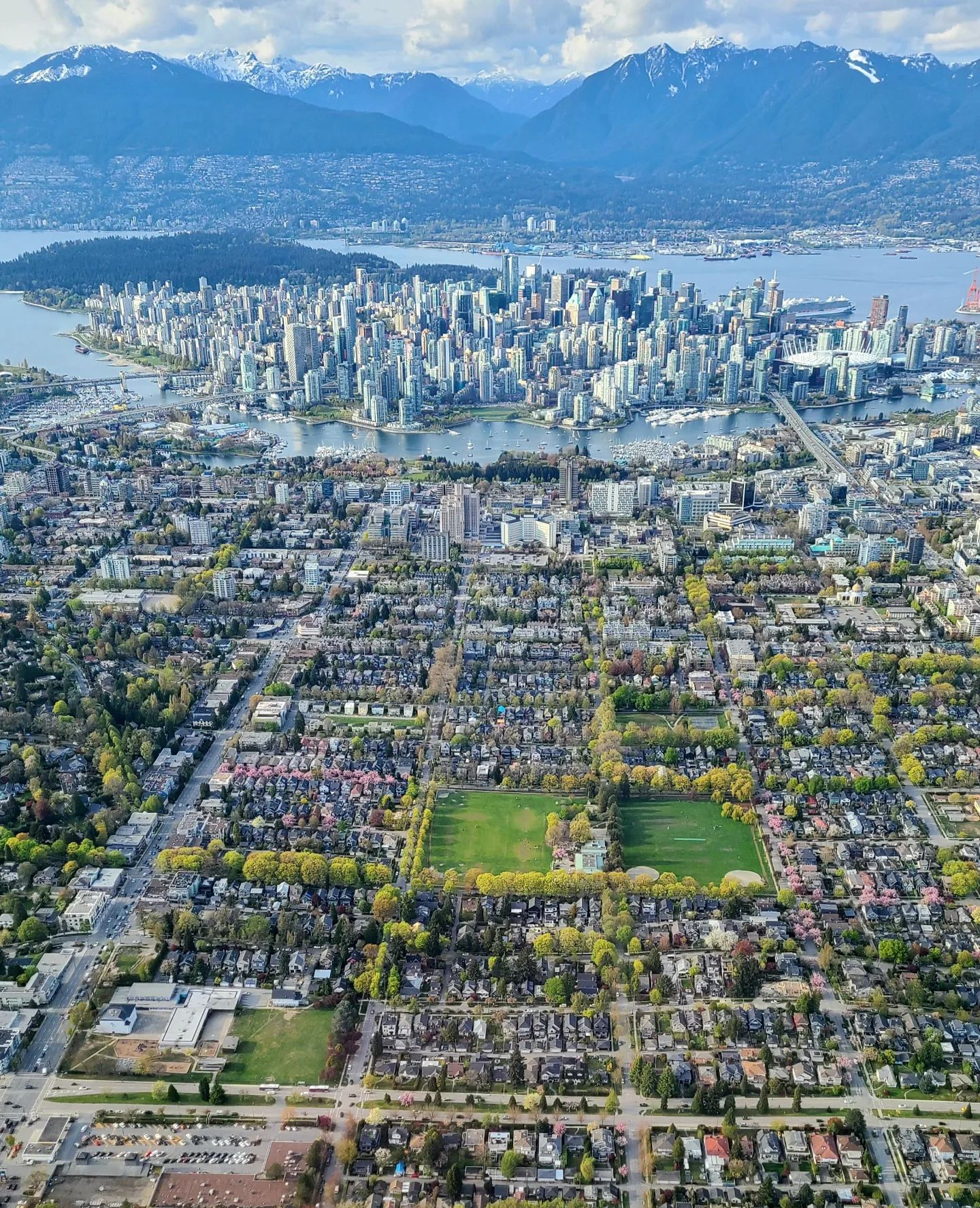 Vancouver bc. Ванкувер город. Британская Колумбия. Колумбия город. Город Ванкувер зимой.