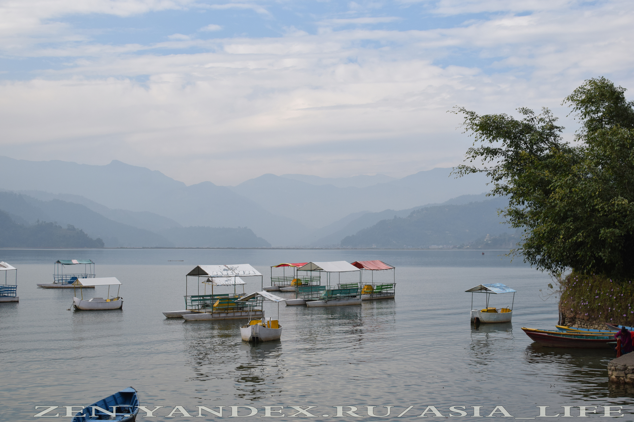 The capital of the hippies of the 70s, the city of Pokhara today - My, Living abroad, Tourism, Travels, Traditions, Hippie, 420, Asians, Asia, Video, Youtube, Longpost