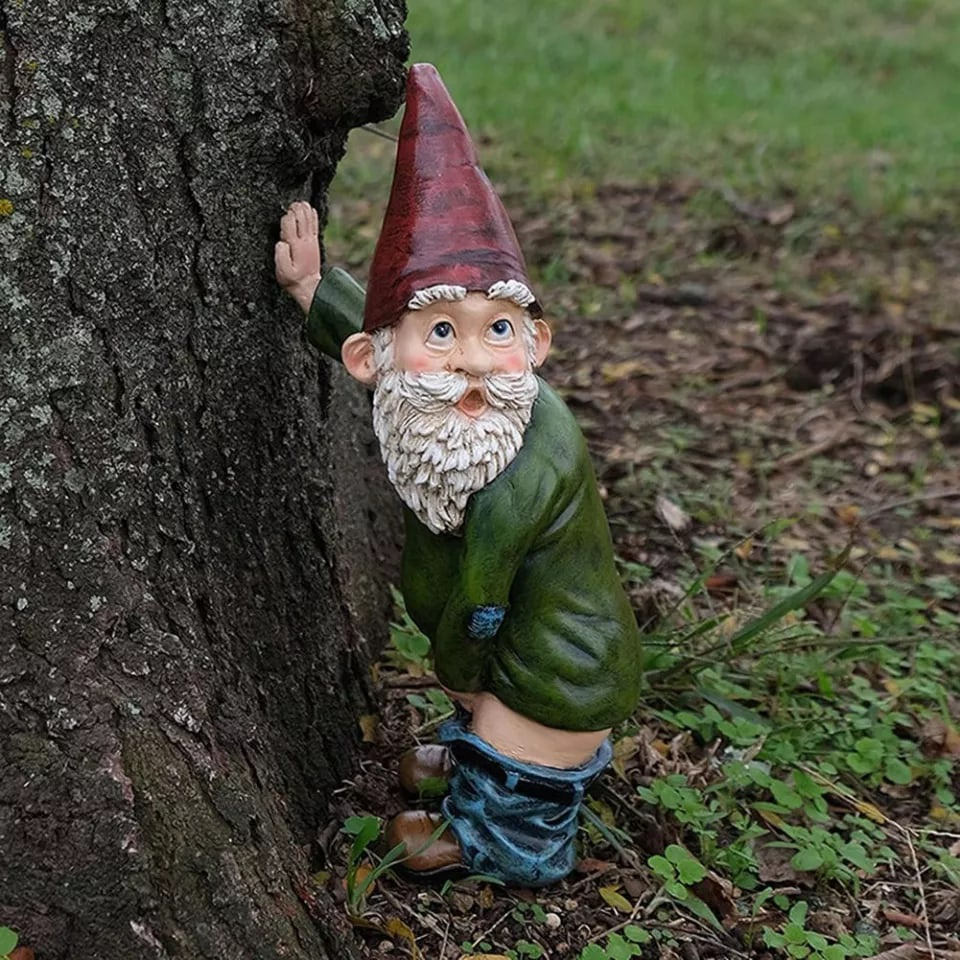 Garden gnomes are no longer the same - Garden, Funny, Gnomes, House, Decor