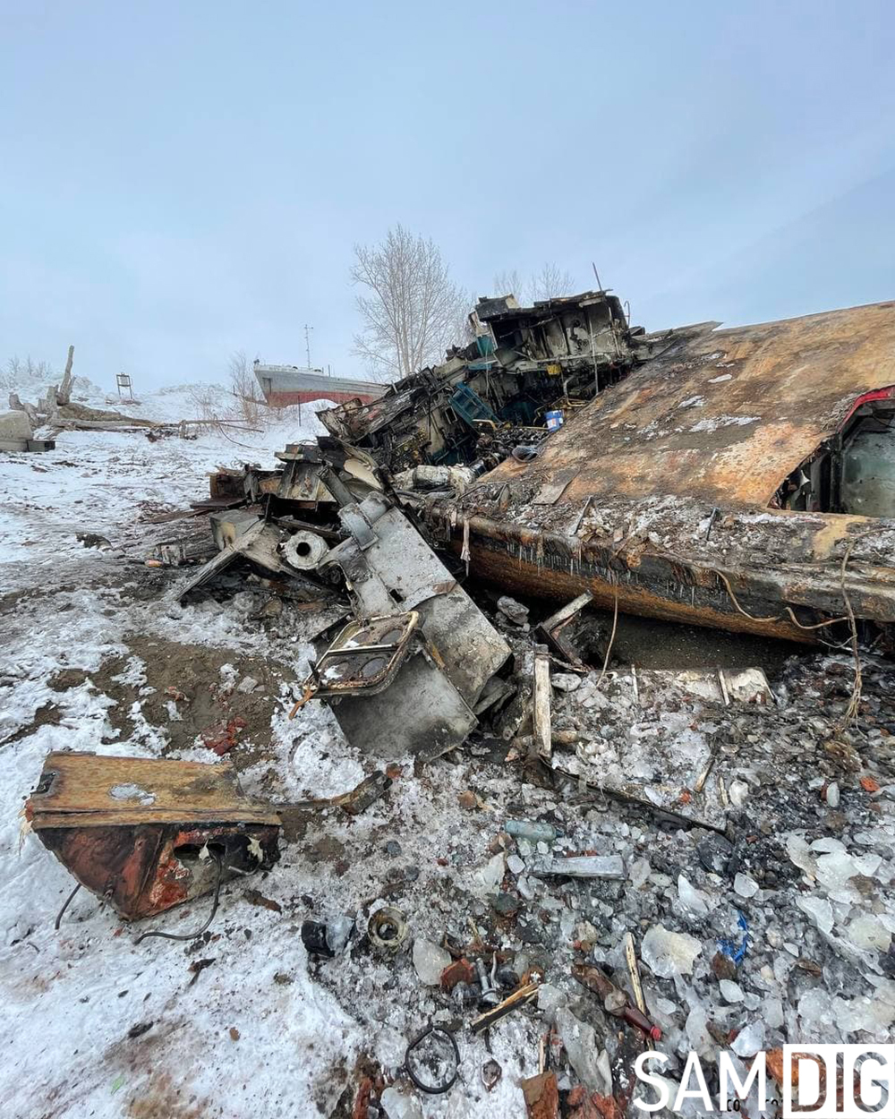 «Пустили на иголки» небольшой корабль береговой охраны Барс - Моё, Заброшенное, Сделано в СССР, Путешествие по России, Корабль, Транспорт, Береговая охрана, Флот, Техника, Самарская область, Тольятти, Россия, Металлолом, Длиннопост