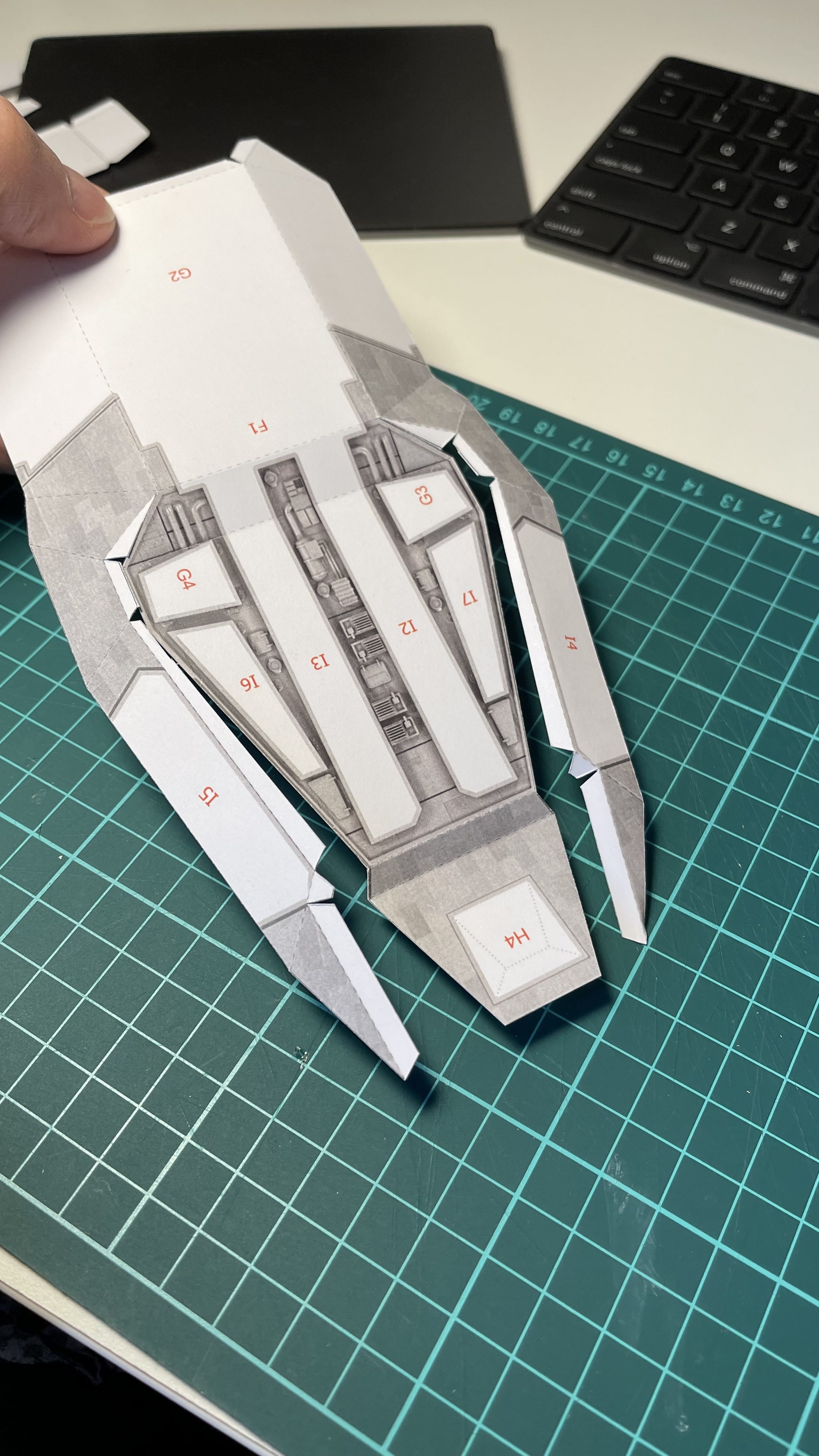 Бумажная модель Rocinante из The Expanse — часть 1 - Моё, Papercraft, Бумага, The Expanse, Рукоделие с процессом, Своими руками, Самоделки, Мат, Длиннопост