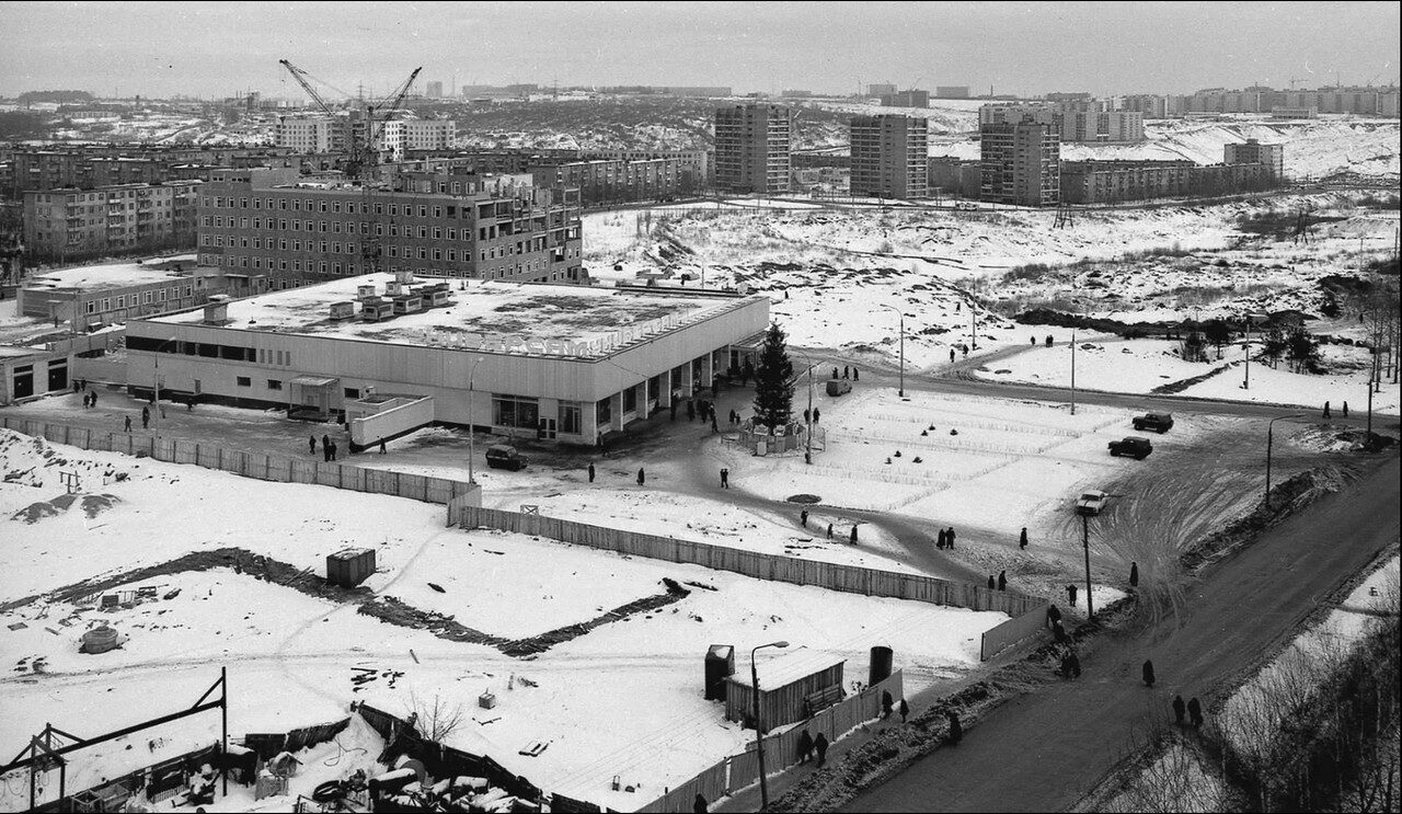 Стройплощадка , сиречь пл. Советская - Краеведение, История города