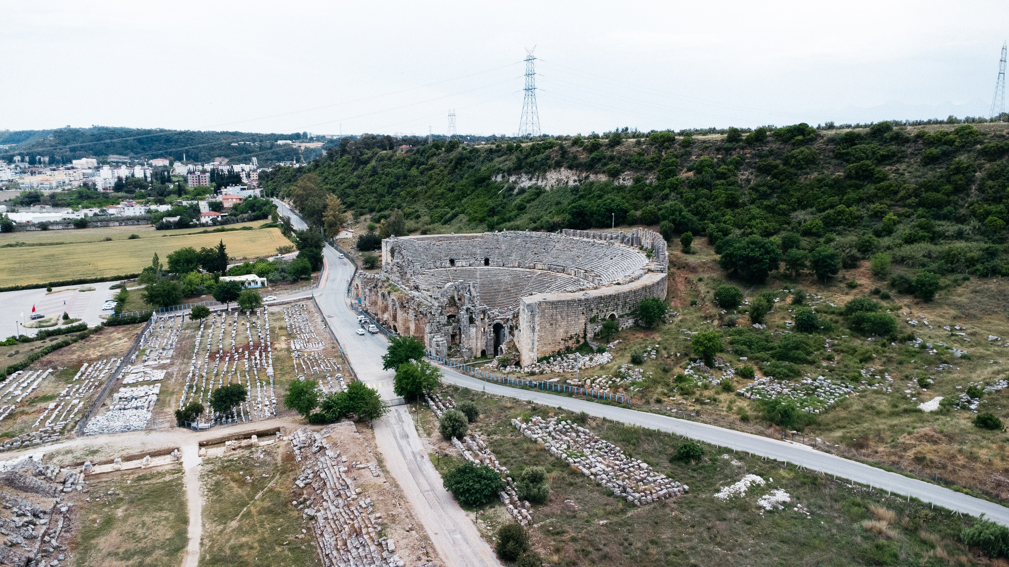 Antique amphitheater in Perge - My, Travels, Turkey, Antalya, Amphitheatre, Relaxation, Longpost