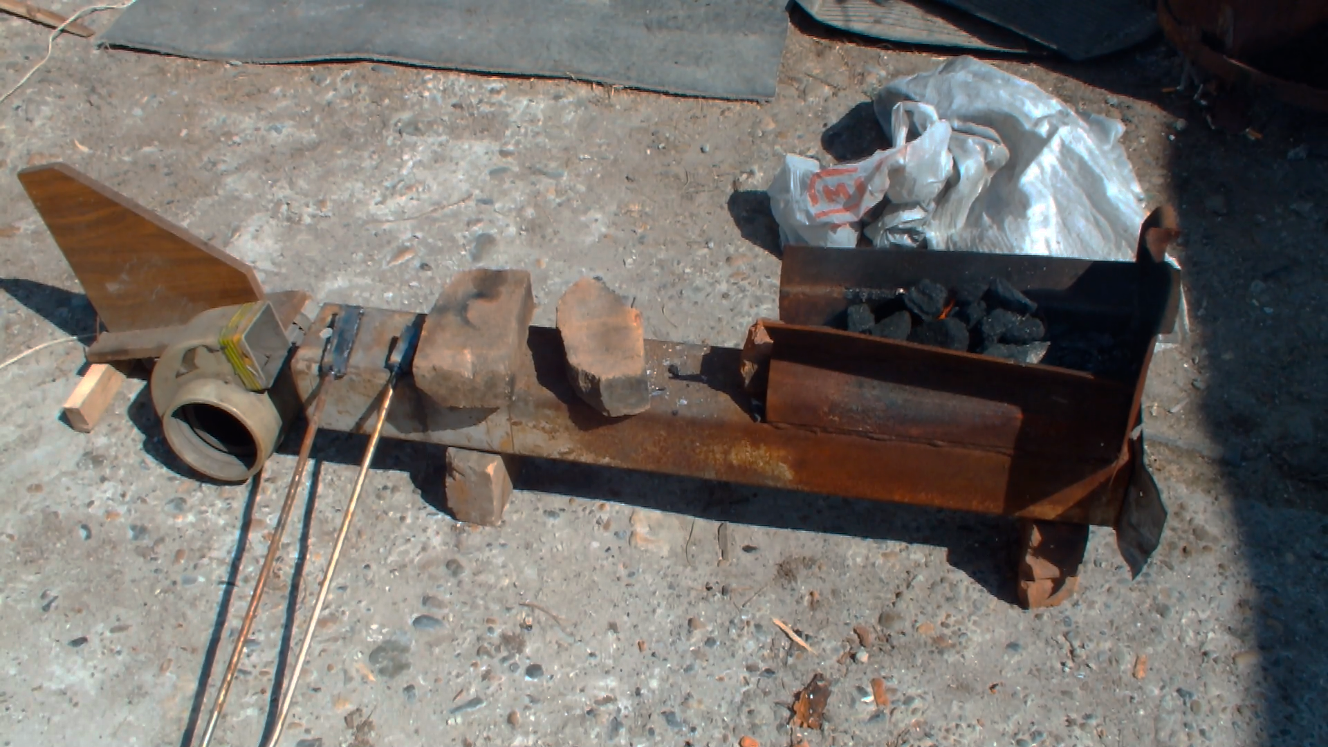 Forge welding experiment. - My, Needlework with process, Welding, Blacksmith, Anvil, Steel, Technopron, With your own hands, Experiment, Bugle, Fire, Video, Longpost