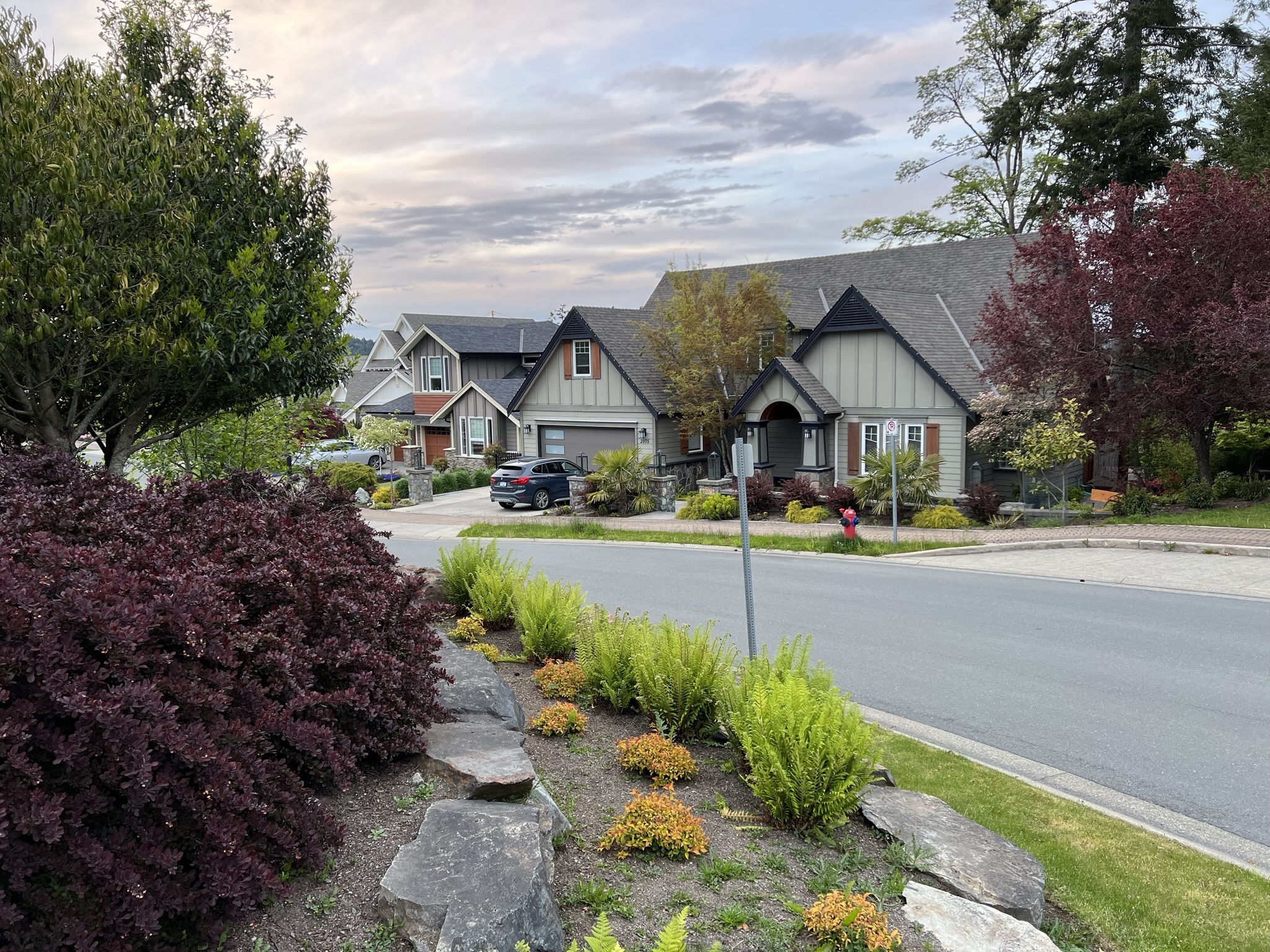 Canada - My, Town, Road, House, The street, Car, Evening, beauty, Purity, A life, Canada, Longpost