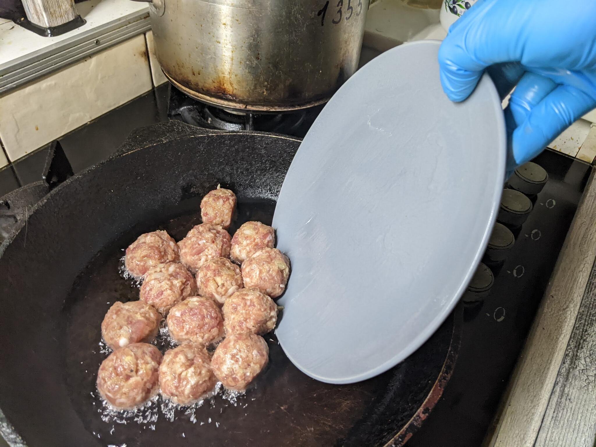 My meatballs are not “the same ones”, but also nothing - My, Food, Recipe, Meatballs, Meatballs, Meat, Video, Longpost