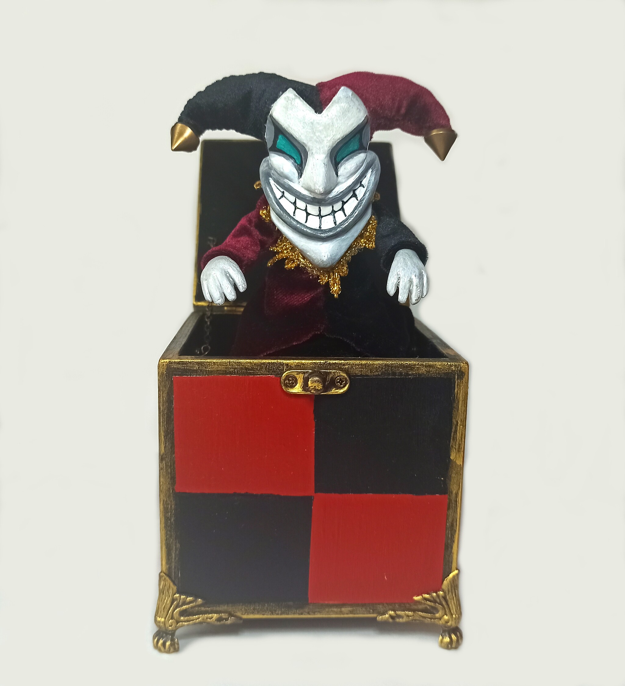 Box with Jester Shaco - My, Shaco, League of legends, Needlework without process, Handmade, Craft, Hobby, Figurines, Creation, Decor, Friday tag is mine, Longpost