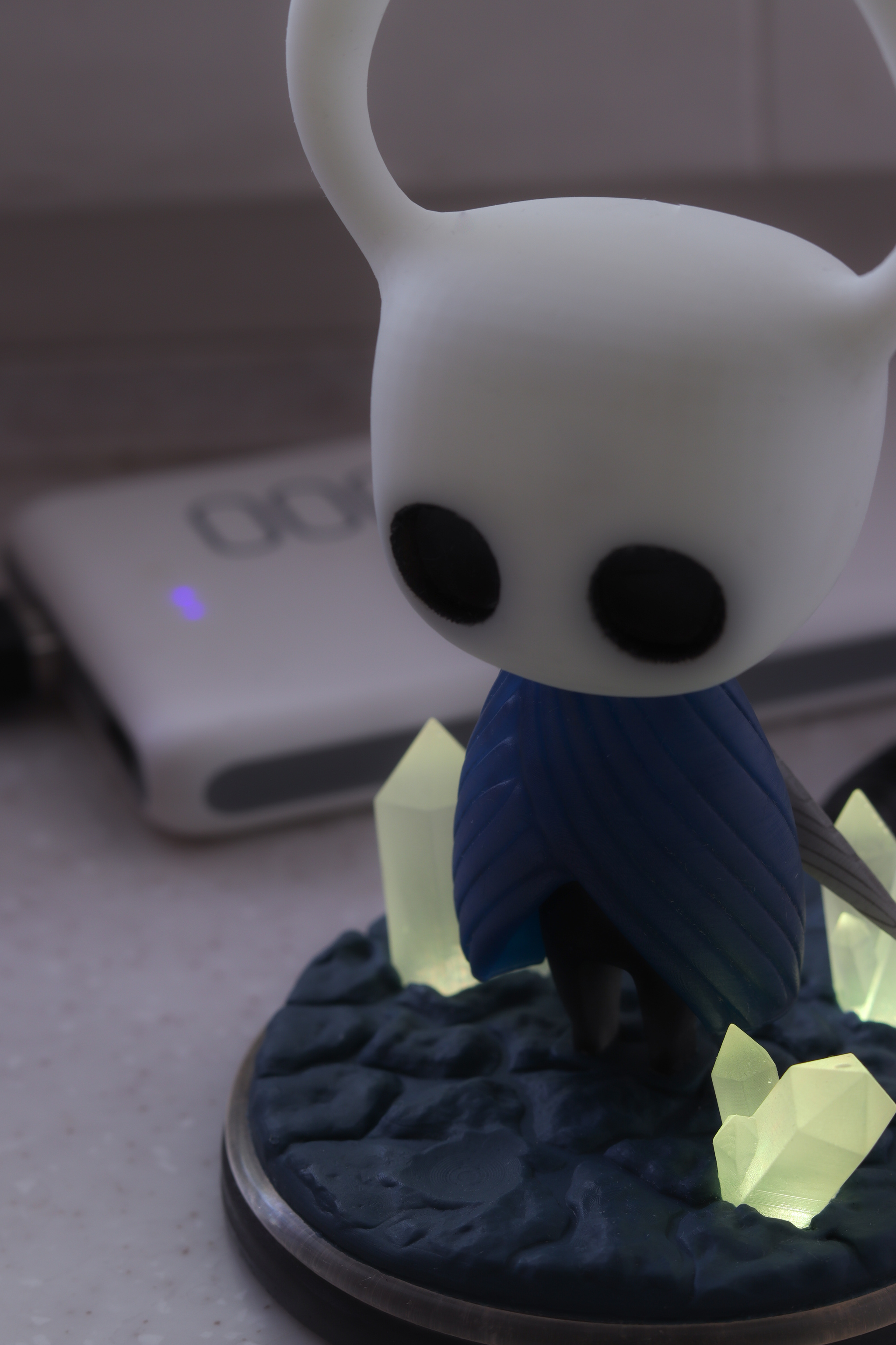 Hollow Knight. Фигурка с управляемой подсветкой - Моё, Своими руками, 3D печать, Hollow Knight, Rgb, 3D принтер, Фотополимерная печать, Литье, Полиуретан, Миниатюра, Фигурки, Ночник, Лампа, Извинение, Моделизм, 3D моделирование, Видео, YouTube, Длиннопост