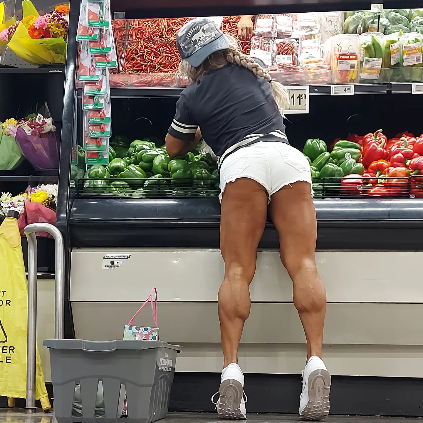 Maria Queenie Liberman (@ifbb_pro_mariaqueenieliberman) - NSFW, Maria Queenie Liberman, Strong girl, Sleep-Sleep, Extreme muscles, Asian, The photo, Girls, Body-building, Bodybuilders, Sports girls, Video, Vertical video, Soundless, Longpost