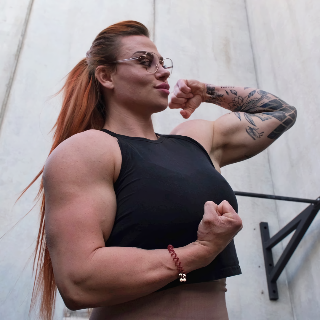 Vera Schroeder (@verininini) - NSFW, Vera Schroeder, Strong girl, Sleep-Sleep, The photo, Girls, Sports girls, Body-building, Bodybuilders, Video, Vertical video, Longpost