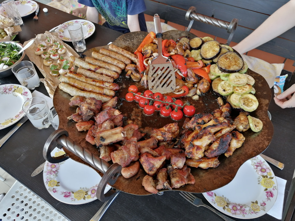 Cooking in the saj - My, Shashlik, Meat, Dacha, Yummy, Longpost, Saj