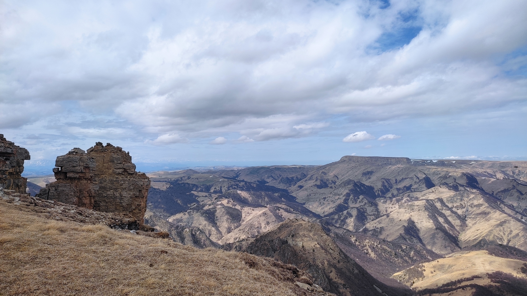 Reply to Post Kislovodsk. Bermamyt Plateau - My, Mobile photography, Kislovodsk, The mountains, Bermamyt plateau, Video, Longpost, Reply to post