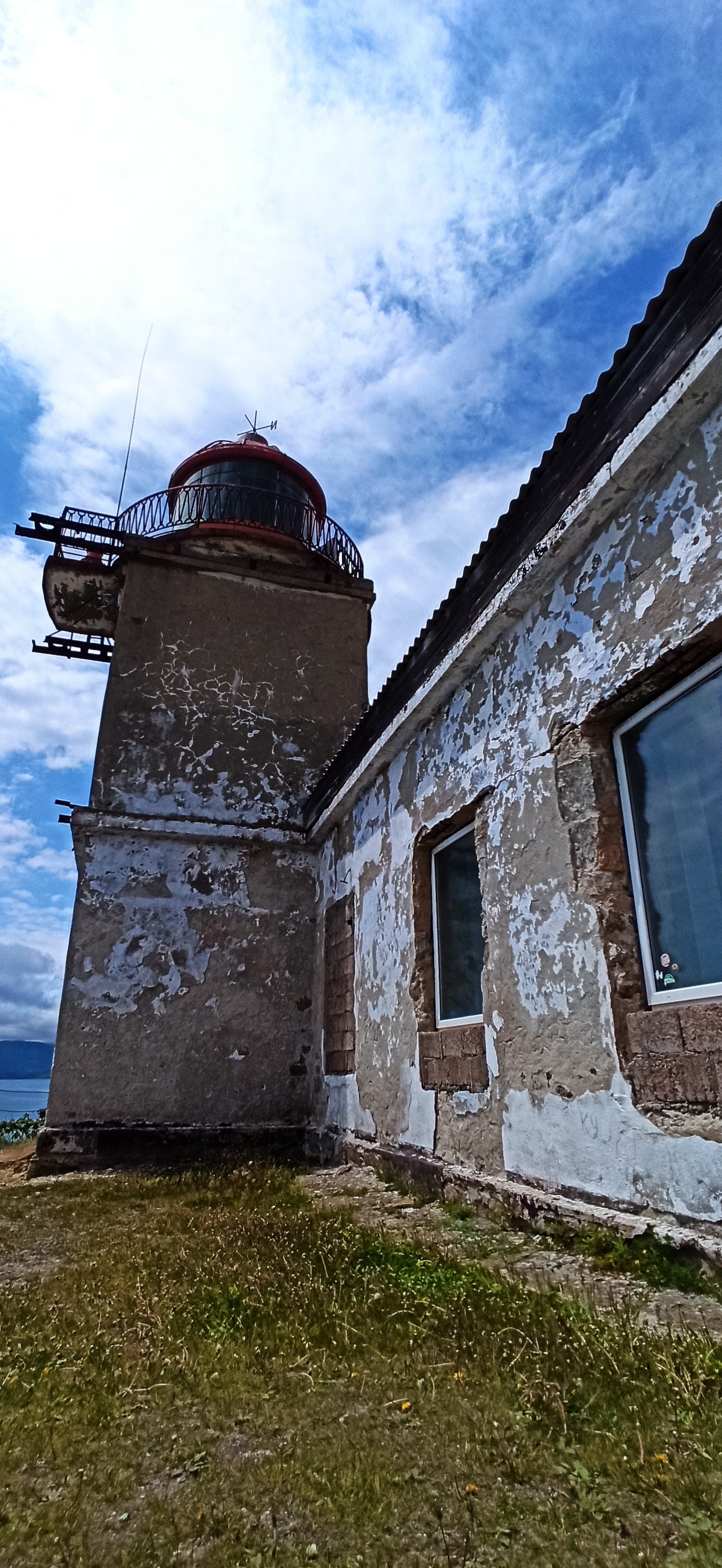 Primorsky Krai, Balyuzek lighthouse, arch drinking elephant and cape of four rocks - My, Primorsky Krai, Longpost, Travels, Nature, Lighthouse, Sea, The rocks, The photo