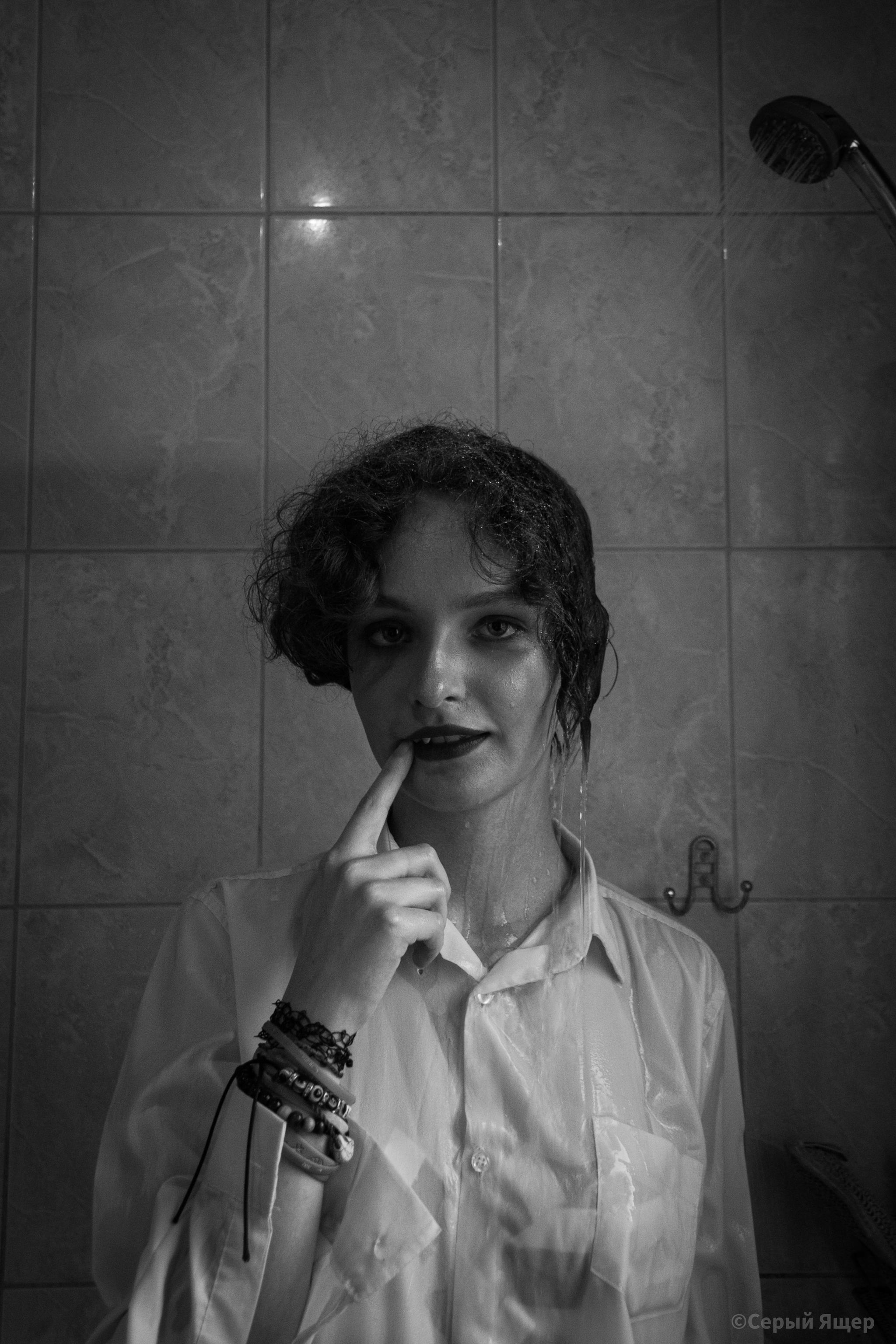 Trying something interesting - My, Girls, Shower, Black and white photo