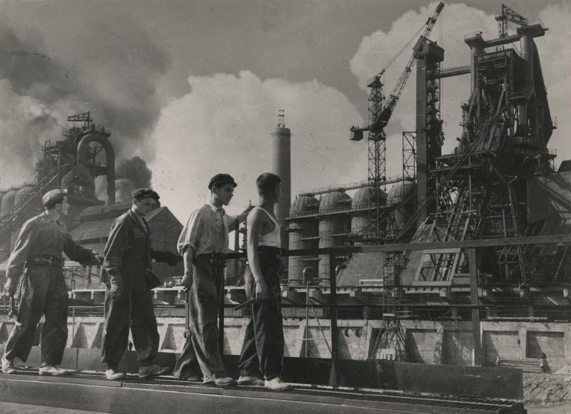 Krivoy Rog Iron and Steel Works, 1958 - the USSR, История России, Factory, Combine, History of the USSR, Black and white photo, Workers