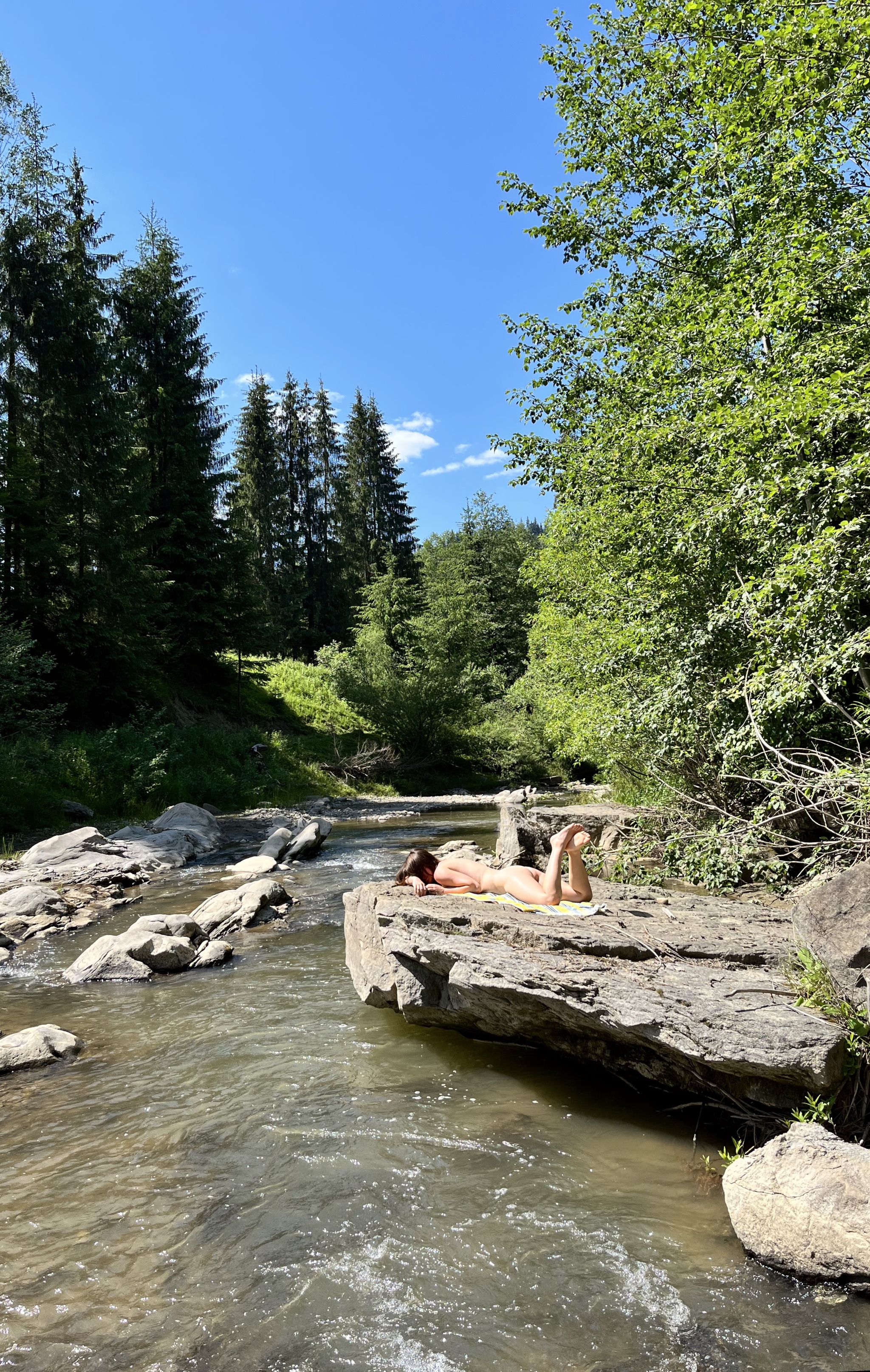 peeping - NSFW, My, Erotic, Mountain river, Nature, The photo