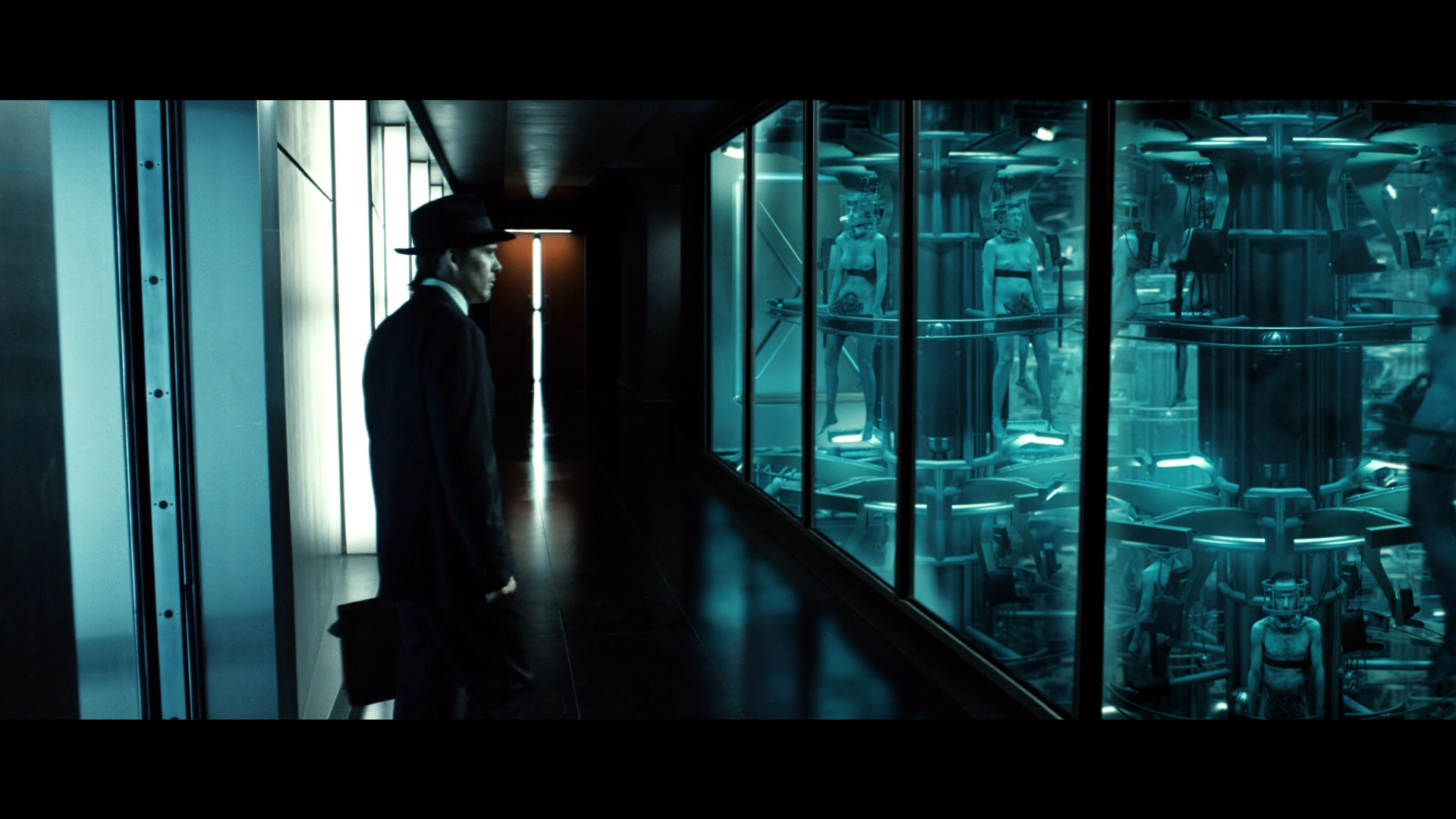 воины света 2. воин света итан хоук фильм. уиллем дефо воины света. воины света фильм. воин света.