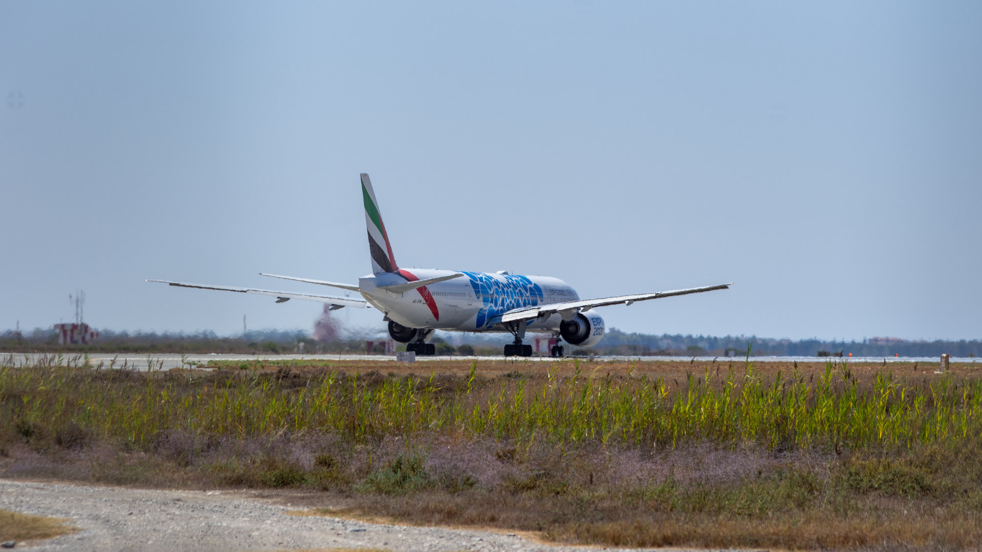 Spotting on the beach part 1 - My, Airplane, Vacation, Sea, Spotting, Aviation, Beach, Cyprus, The airport, Pentax, Pentax k-3, Airbus, Boeing, Longpost