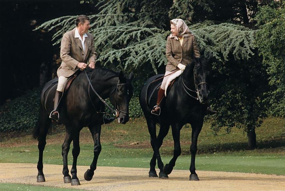 Once upon a time we were trotters. Queen Elizabeth II and Ronald Reagan. 1982 - The photo, Past, 80-е, Horseback riding, Retro, Ronald Reagan, Queen Elizabeth II