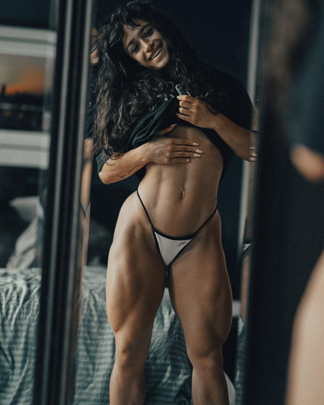 Tiffany Sam - NSFW, Girls, Bodybuilders, Sports girls, Strong girl, Wellness, Booty, Video, Tiffany Sam, Body-building, Fitness, Press, Vertical video, Soundless, Longpost