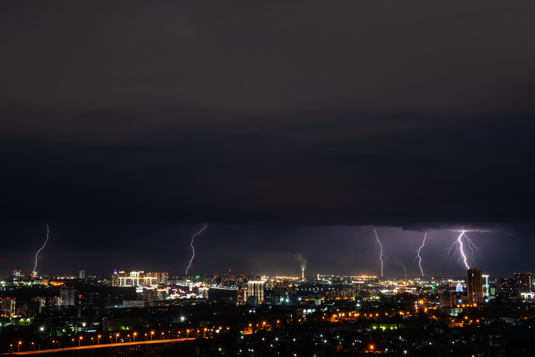 Thunderstorm in Novosibirsk. - My, Thunderstorm, Novosibirsk, The photo, Lightning