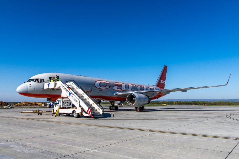 About an unusual flight - My, The airport, Airplane, Aviation, Sakhalin, Aviastar, Yuzhno-Sakhalinsk, Longpost