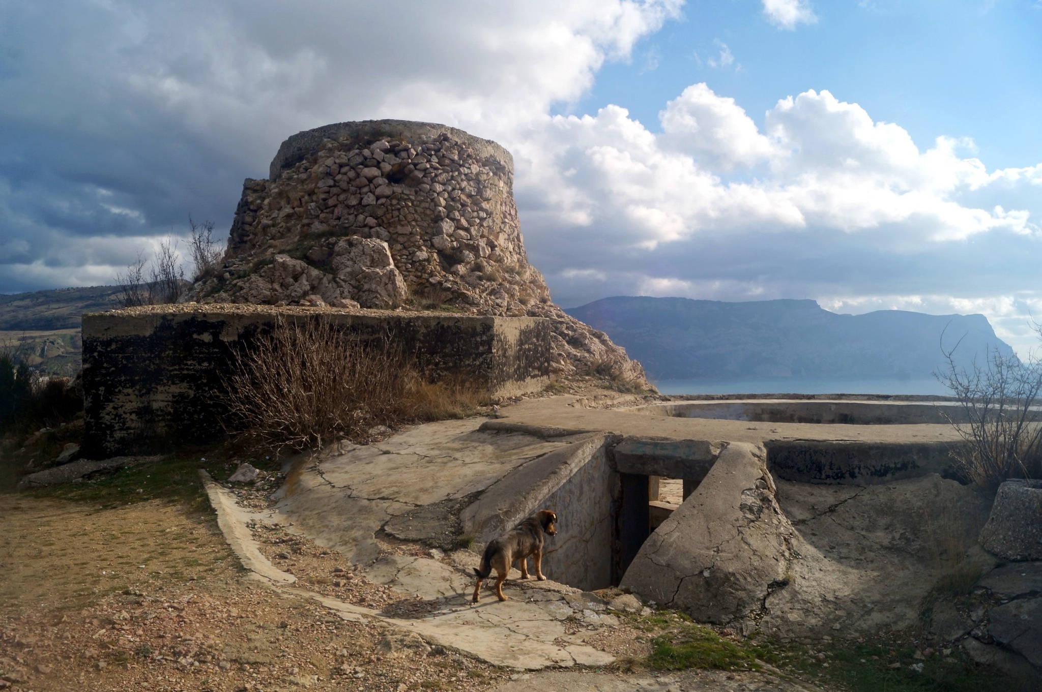 Balaklava is a city on the southwestern coast of Crimea - My, Abandoned, The nature of Russia, beauty of nature, sights, Nature, Crimea, Sea, Black Sea, The rocks, Balaclava, Sky, Fortress, Clouds, Landscape, Gotta go, beauty, Cliff, Sevastopol, Bay, Resort, Longpost