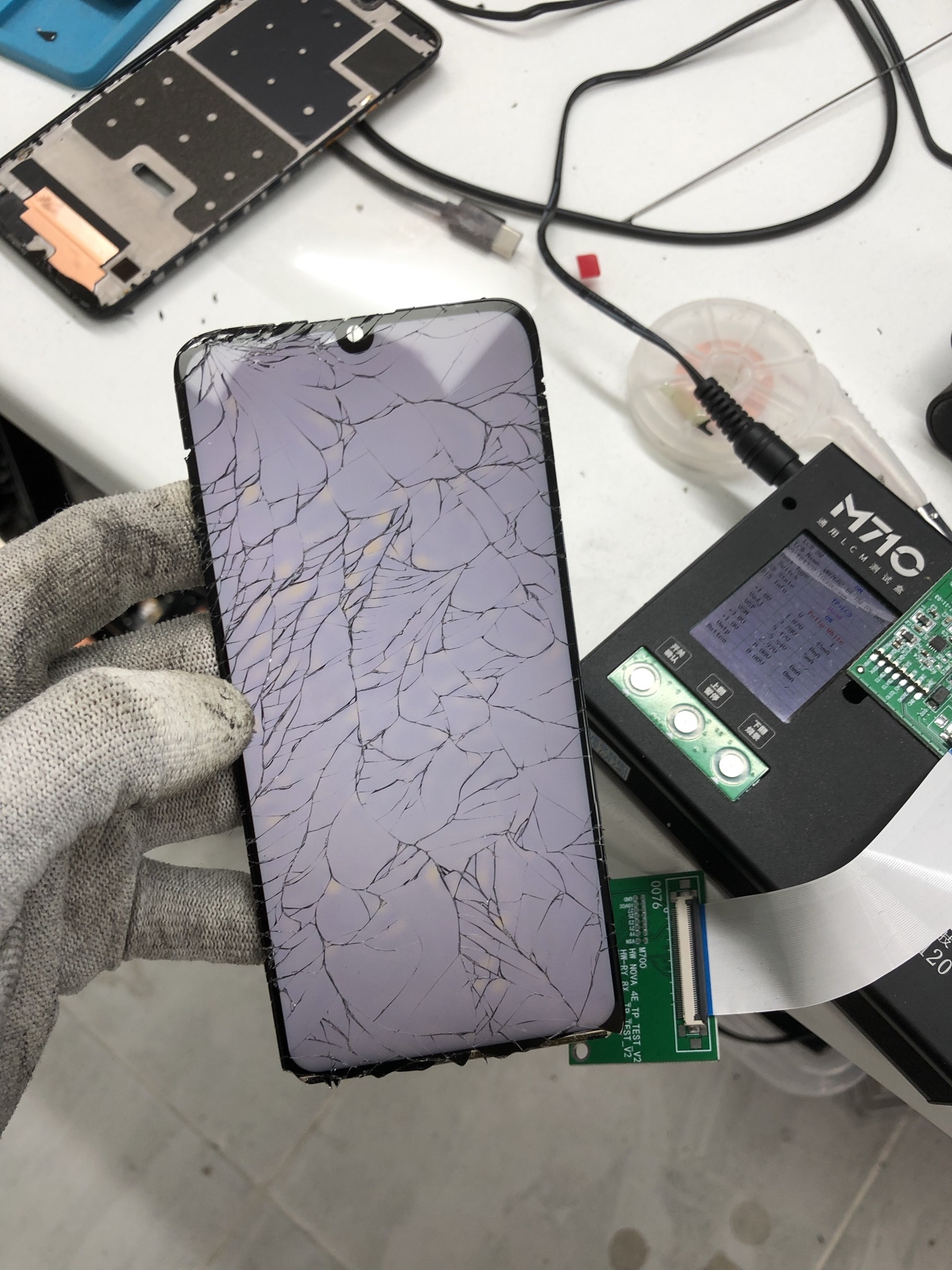 Huawei P Smart 2019 glass replacement. Broken into meat - My, Rukozhop, Ремонт телефона, Huawei, Repair of equipment, Glass replacement, Plywood, Longpost