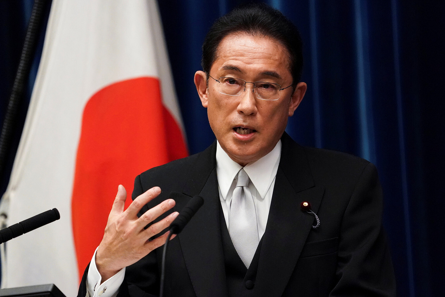 Kishida said that the mechanism for limiting the price of oil in the Russian Federation should reduce its cost by half - Politics, news, TASS, Japan, Prime Minister, G7 Summit, Oil, Restrictions, Rise in prices