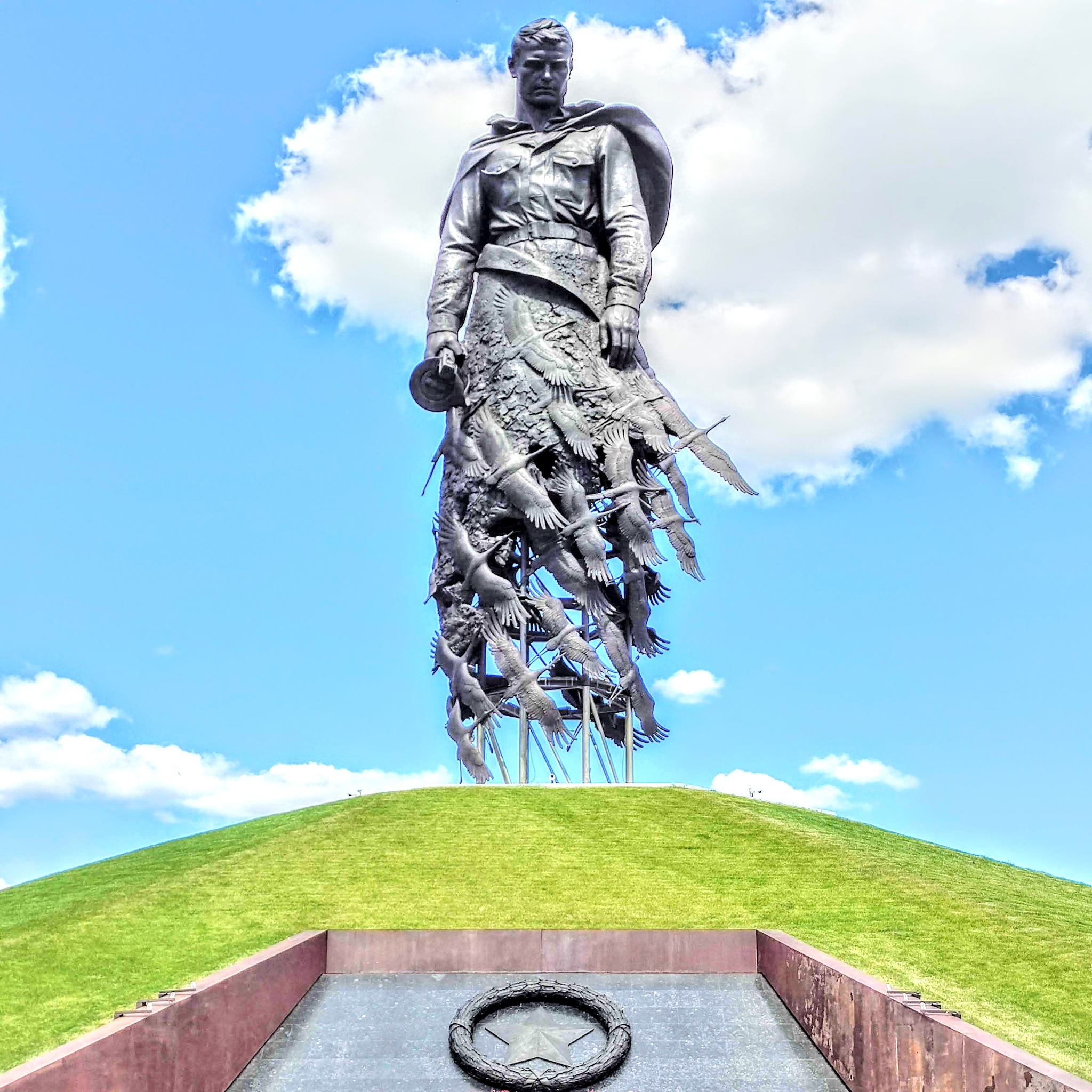 памятник ржевскому солдату фото