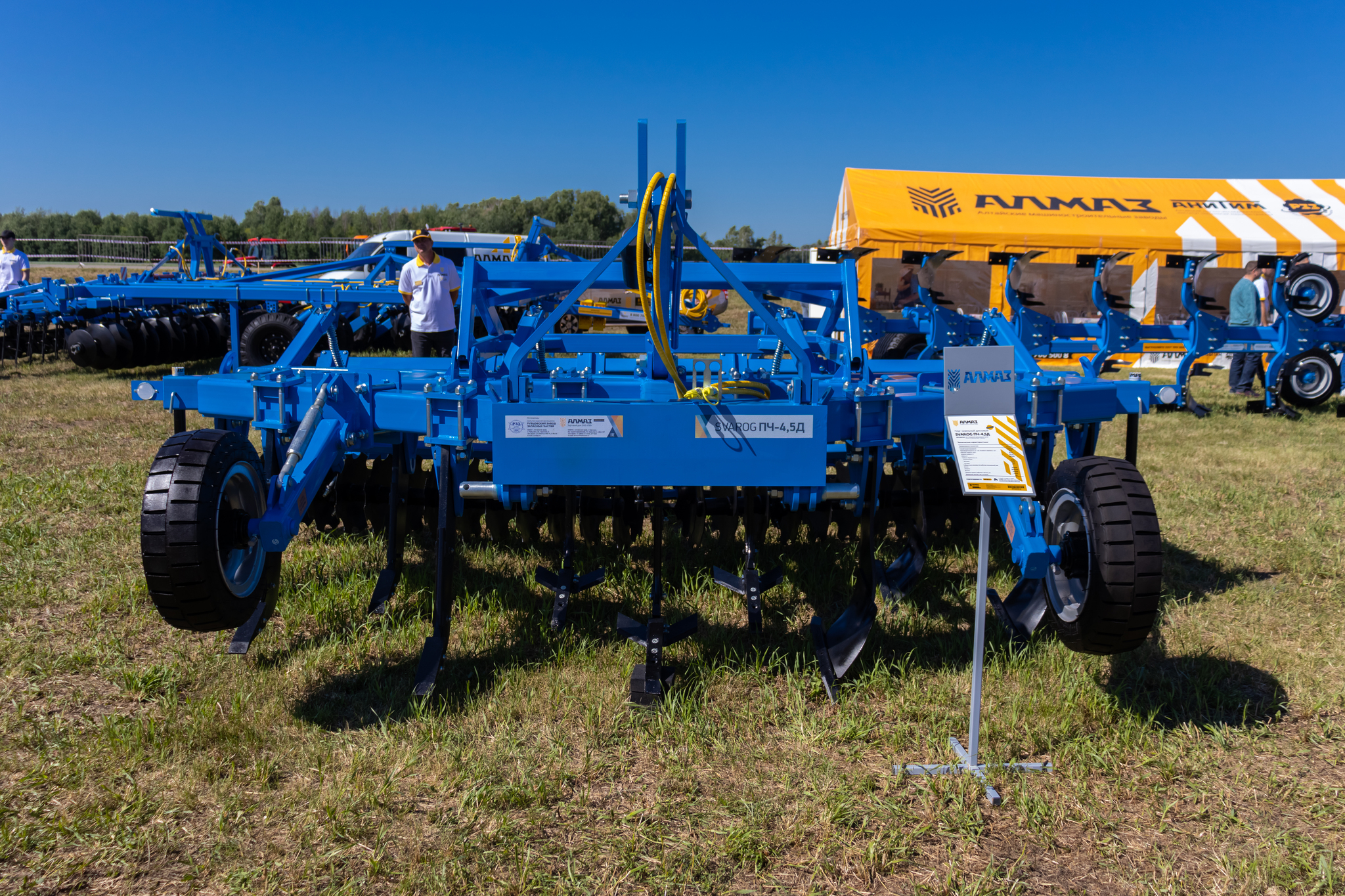 Siberian Field Day 2022 part 2 - My, The photo, Сельское хозяйство, Exhibition, Tractor, Combine harvester, Field, Technics, Agricultural machinery, Barnaul, Summer, Canon, Longpost