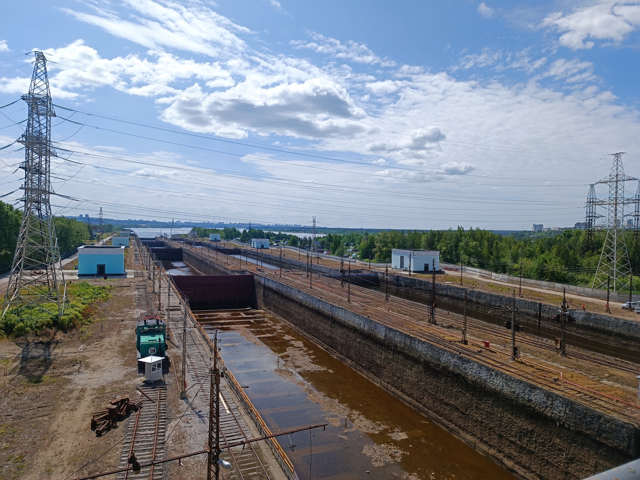 A little bit of perm hydroelectric power station - My, Hydroelectric power station, Permian, The sun, Longpost, The photo