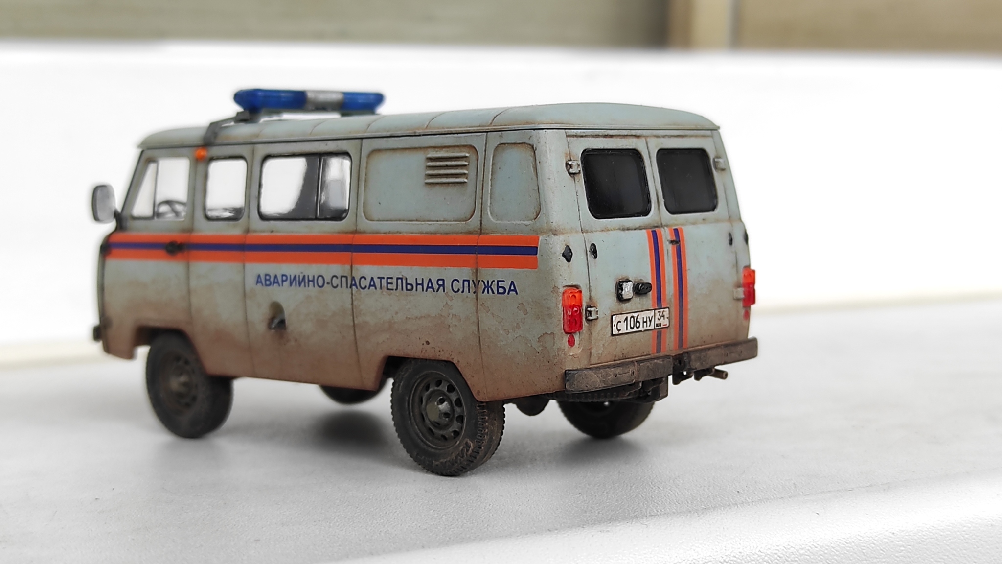 UAZ 3909 in the livery of the Ministry of Emergency Situations - My, Modeling, Stand modeling, UAZ, Scale model, Painting miniatures, Scale 1:35, Longpost