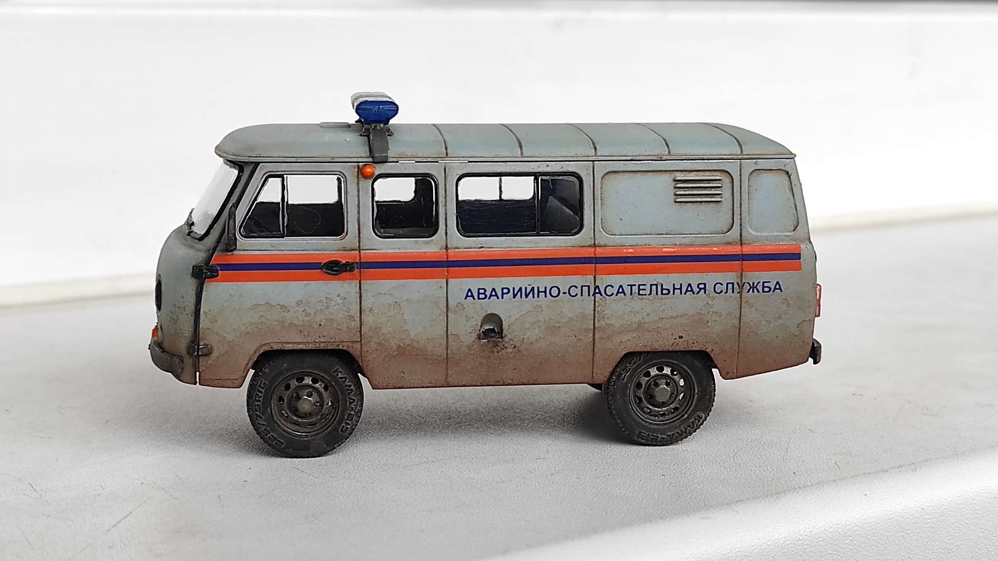 UAZ 3909 in the livery of the Ministry of Emergency Situations - My, Modeling, Stand modeling, UAZ, Scale model, Painting miniatures, Scale 1:35, Longpost