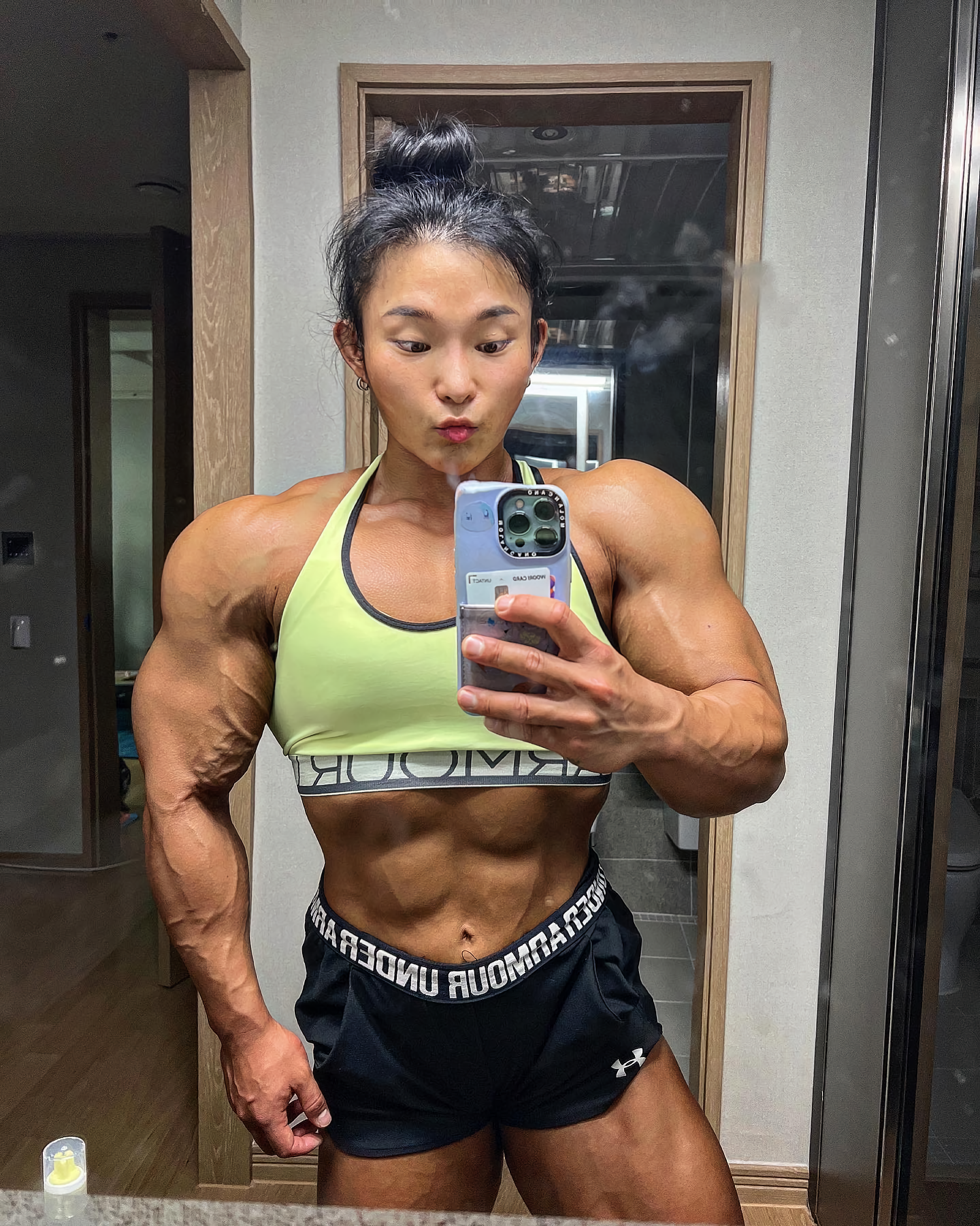 Eunhee Kang (@eheekang) - Eunhee Kang, Strong girl, Sleep-Sleep, Extreme muscles, Asian, Sports girls, The photo, Body-building, Bodybuilders, Video, Vertical video, Longpost