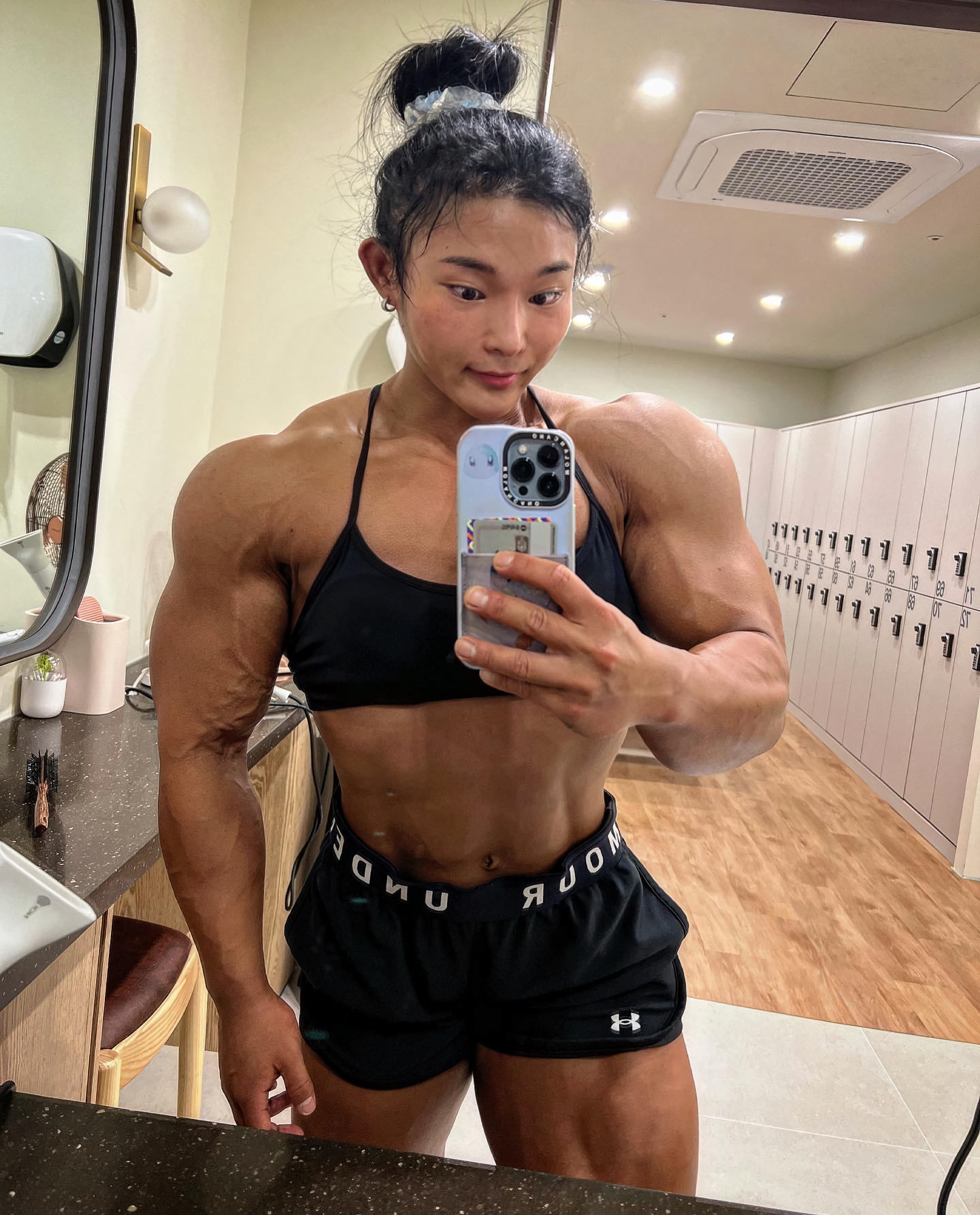 Eunhee Kang (@eheekang) - Eunhee Kang, Strong girl, Sleep-Sleep, Extreme muscles, Asian, Sports girls, The photo, Body-building, Bodybuilders, Video, Vertical video, Longpost