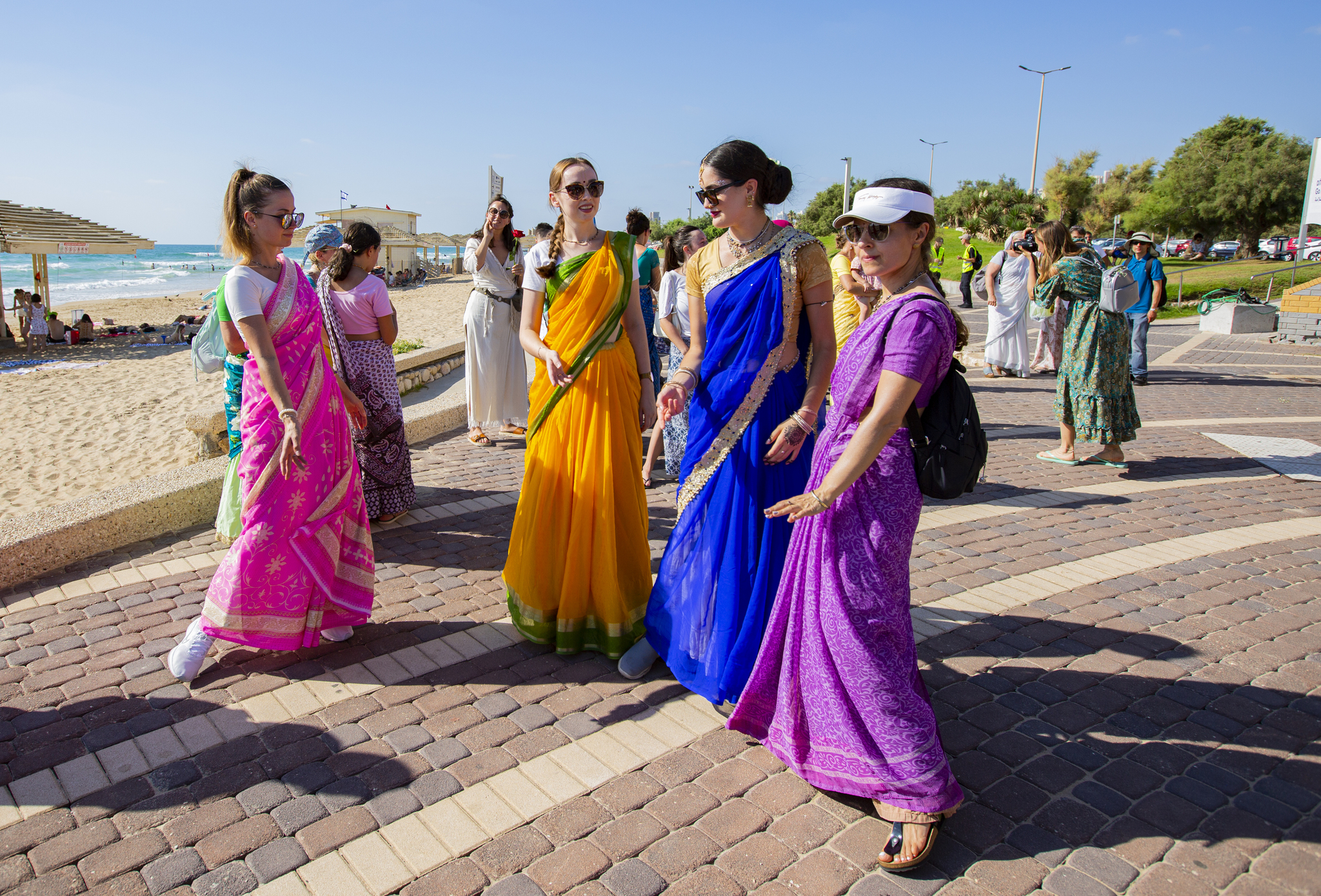 Some reportage photos from the holiday of Ratha Yatra in Israel - My, The photo, Holidays, Mediterranean Sea, Haifa, Hare Krishnas, Krishna, Hare Krishna, Longpost