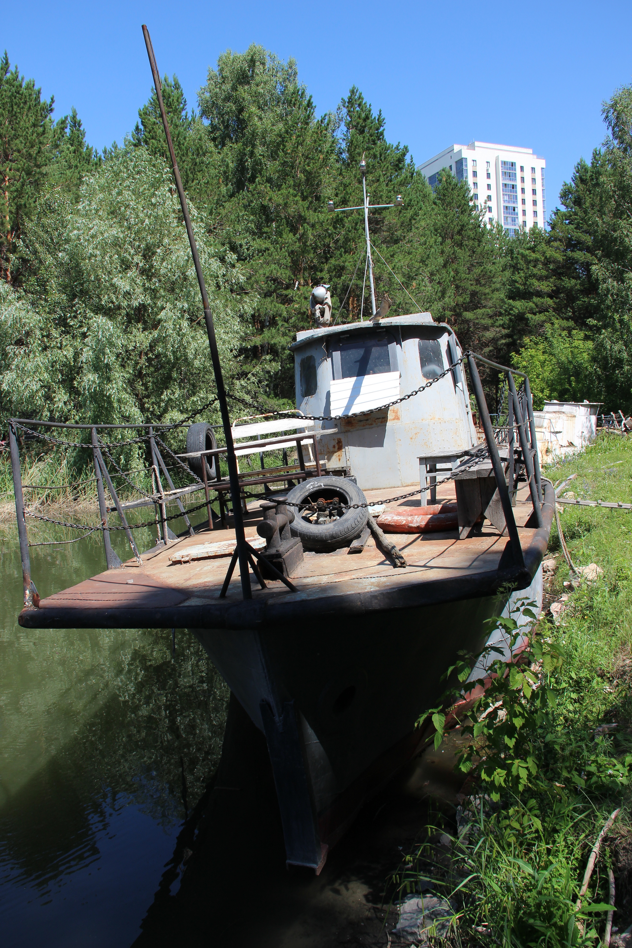 The ships - My, The photo, Russia, Novsibirsk, Akademgorodok, Ship, Boat, Rust, Urbanphoto, Trash, Garbage, Nature, The nature of Russia, beauty of nature, Berth, Longpost