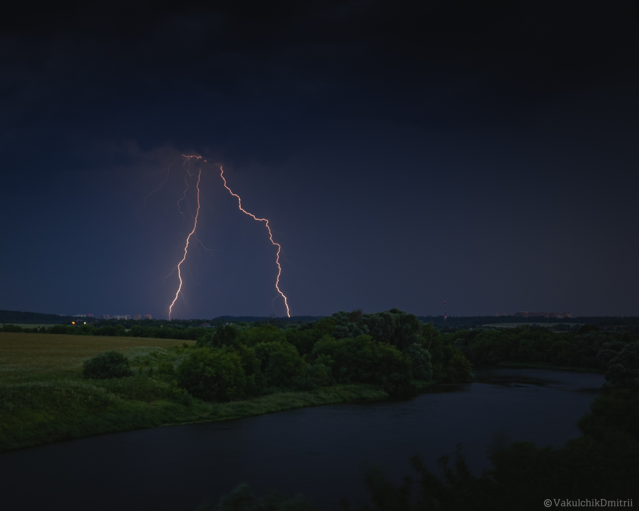 Zvenigorod, last night - My, Weather, Thunderstorm, Lightning, Nature, beauty of nature, Moscow region, The photo, Sky, Clouds, Evening