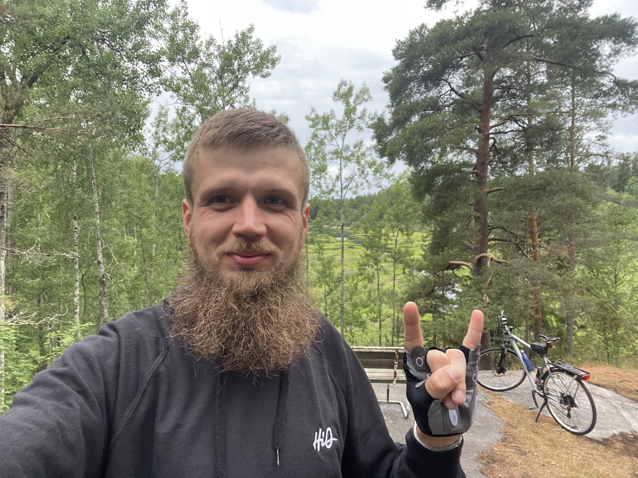 Finland is the land of happiness - My, Finland, Nature, Bench, A bike, Happiness, Selfie