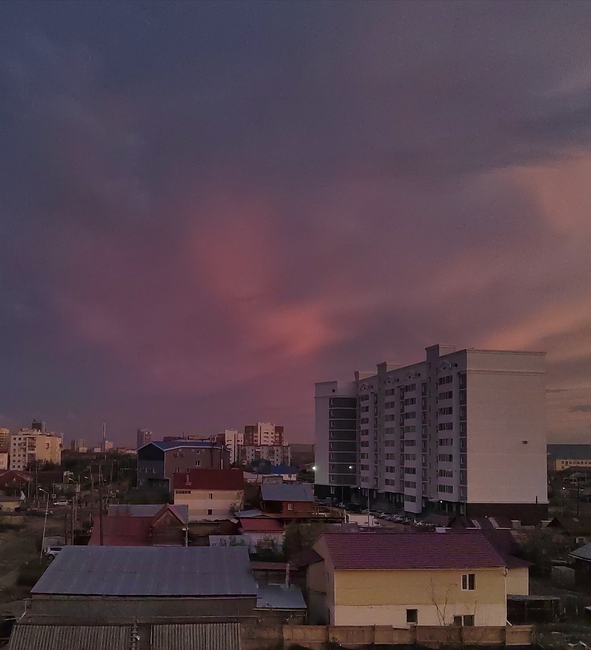 Let a careless pink evening look into your windows - My, Evening, The photo