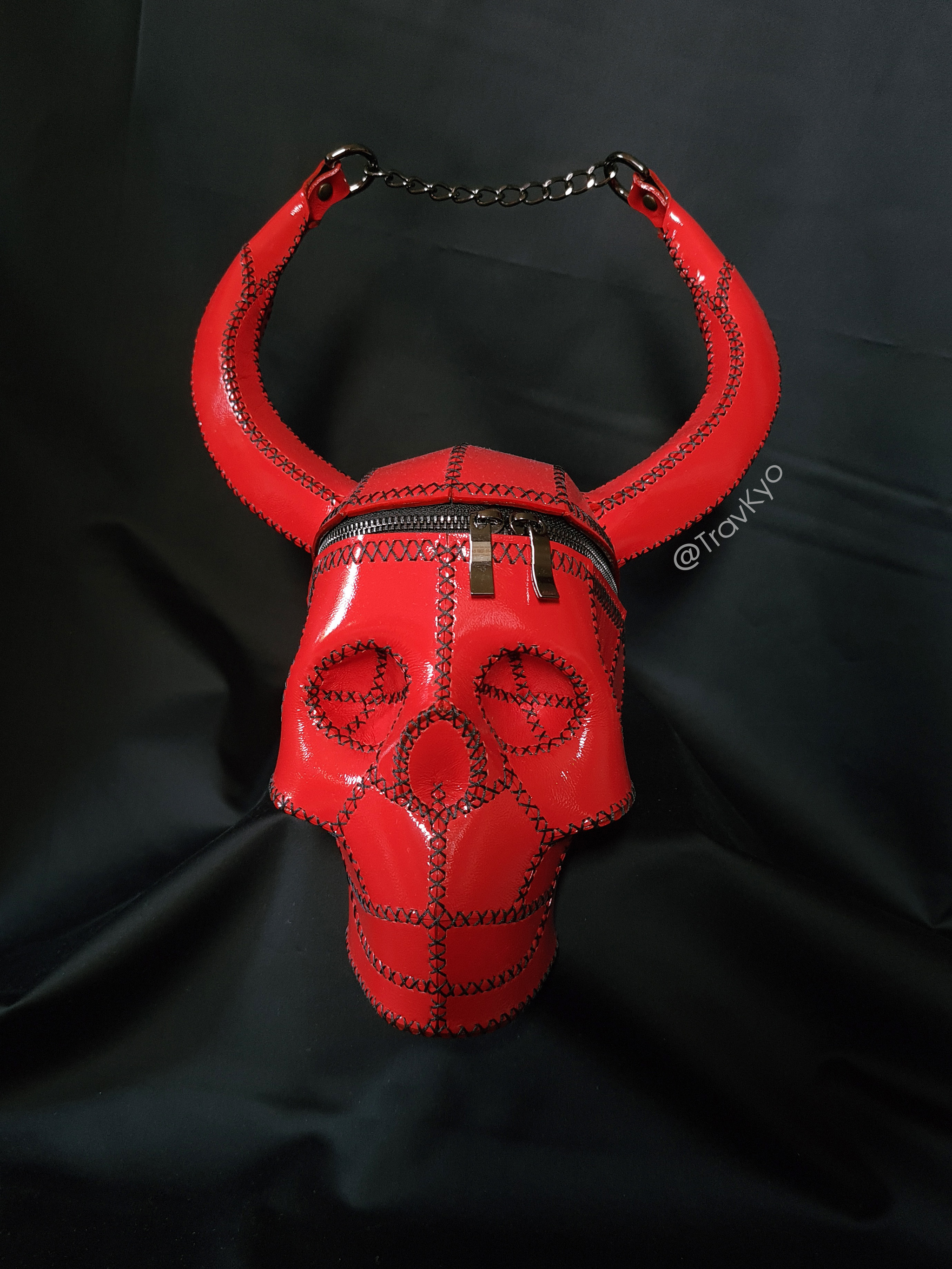 Horned - My, Needlework without process, Handmade, Scull, Сумка, Video, Soundless, Vertical video, Longpost