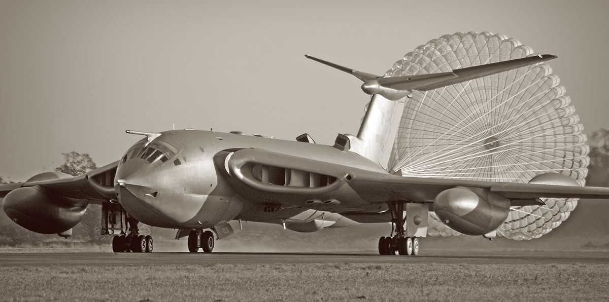 Beauty or beast? - Aviation, Great Britain, Bomber, Air force, Design, Longpost