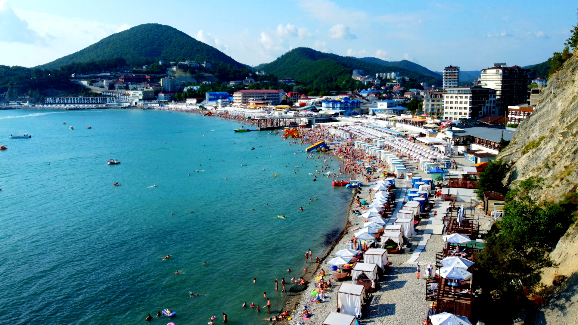 More than 7.7 million people have had a rest since the beginning of the year in the resorts of the Krasnodar Territory - My, Краснодарский Край, Black Sea, Krasnodar, Relaxation, Sochi, Anapa, Gelendzhik, Novorossiysk, Adler, Azov sea