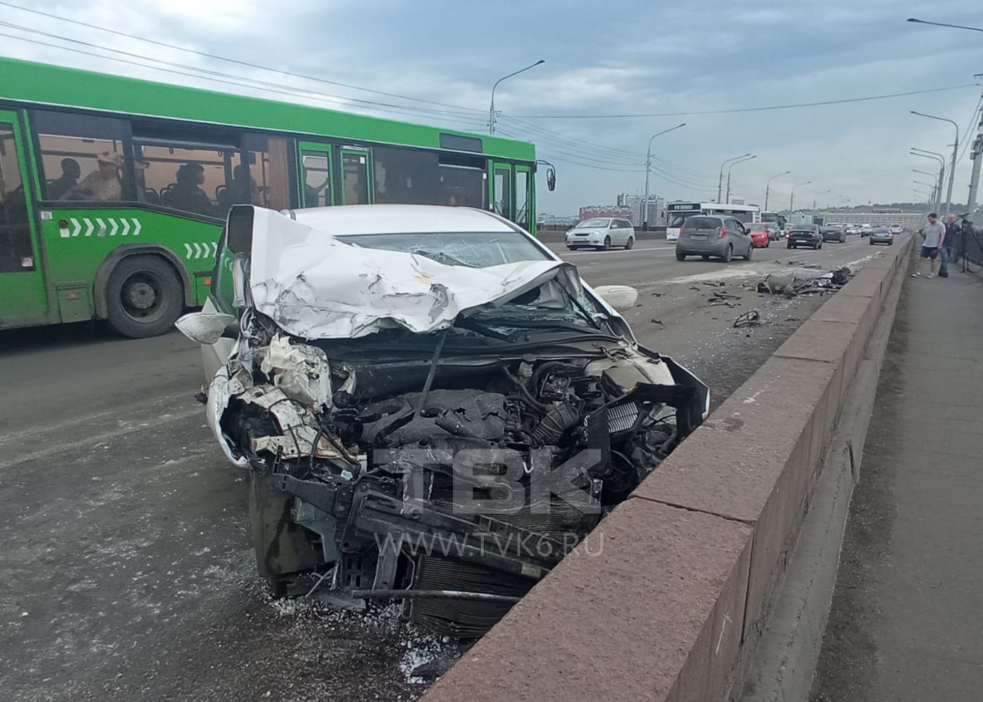 Road accident in Krasnoyarsk on the Communal bridge. - Krasnoyarsk, Road accident, Drunk Driver, Video, Soundless, Longpost, Youtube