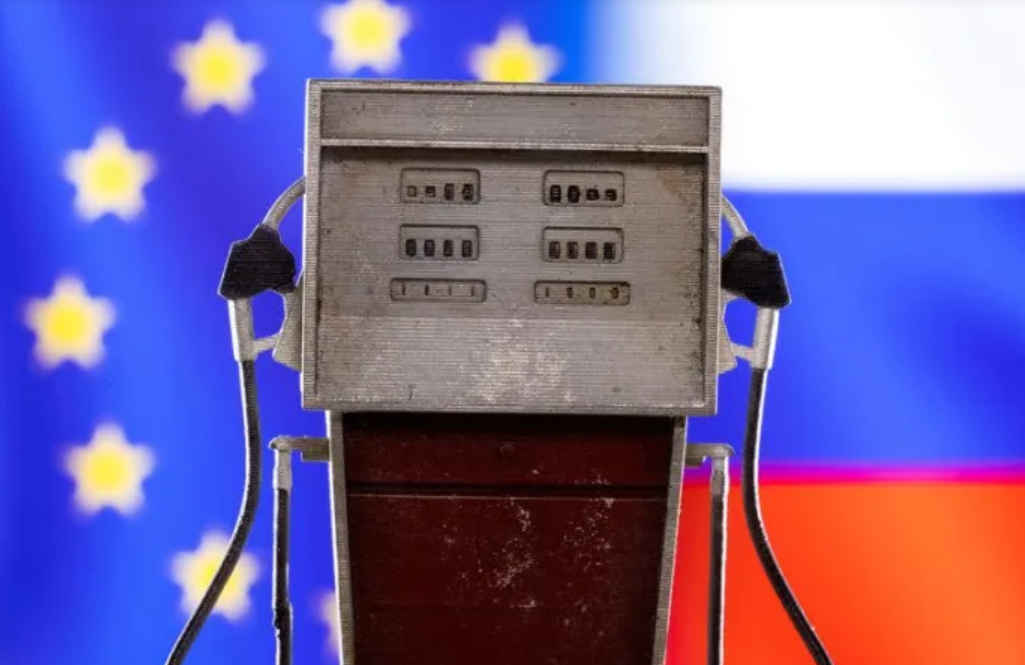 EU sanctions changed to unlock Russian oil deals with third countries - Politics, European Union, Oil, Russia, Business, Sanctions, Translated by myself